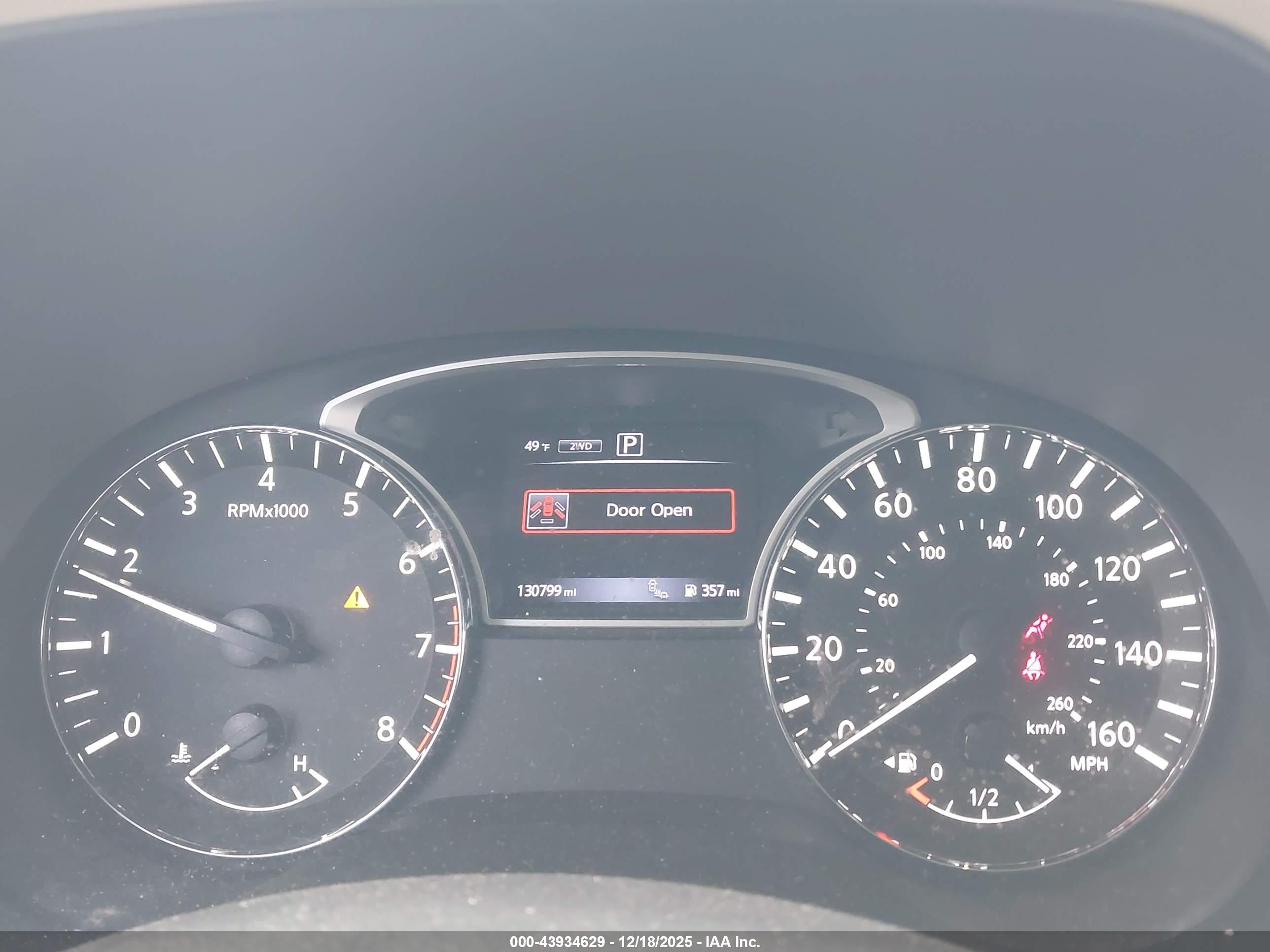 NISSAN PATHFINDER image 7
