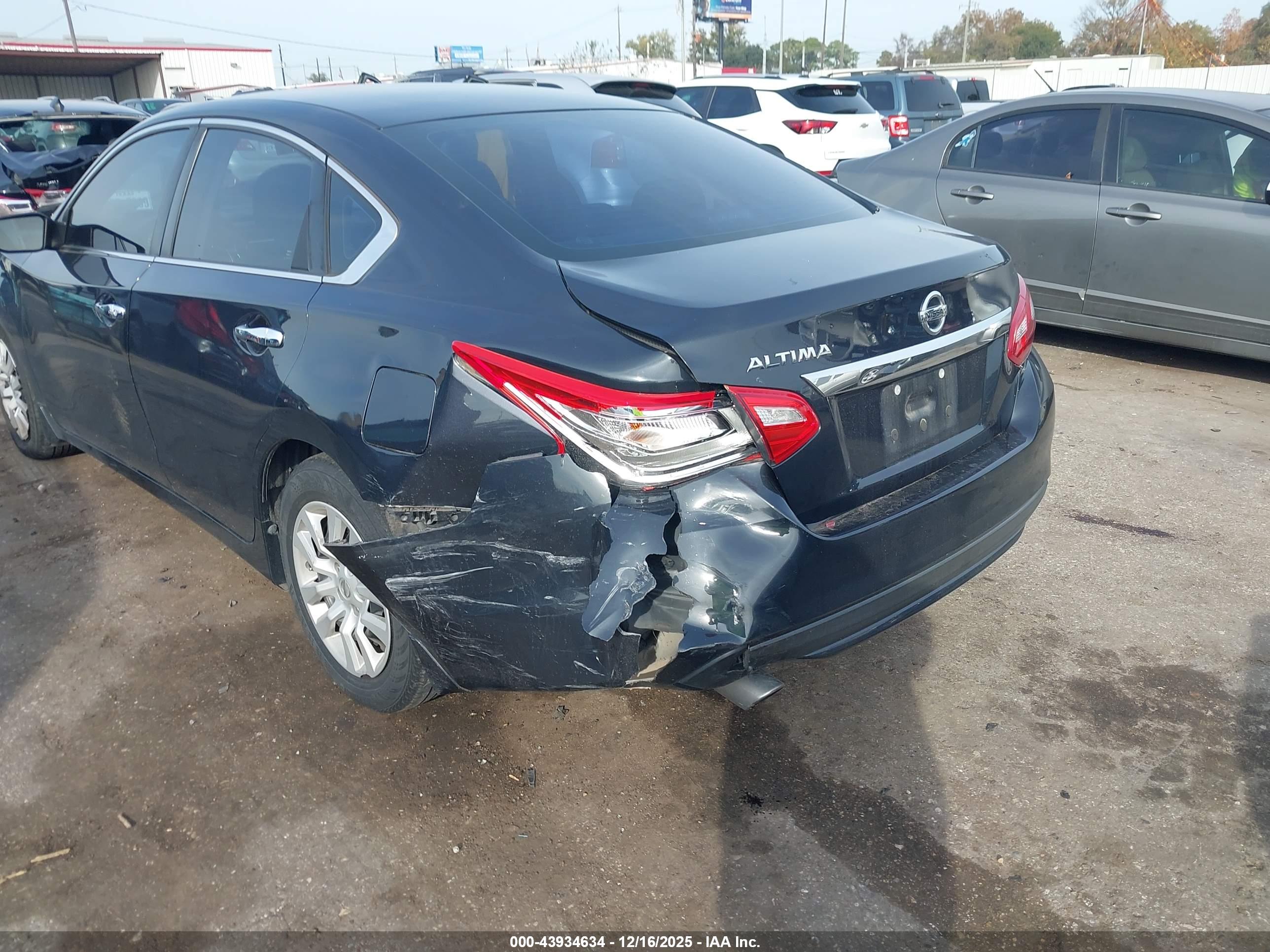 NISSAN ALTIMA image 6