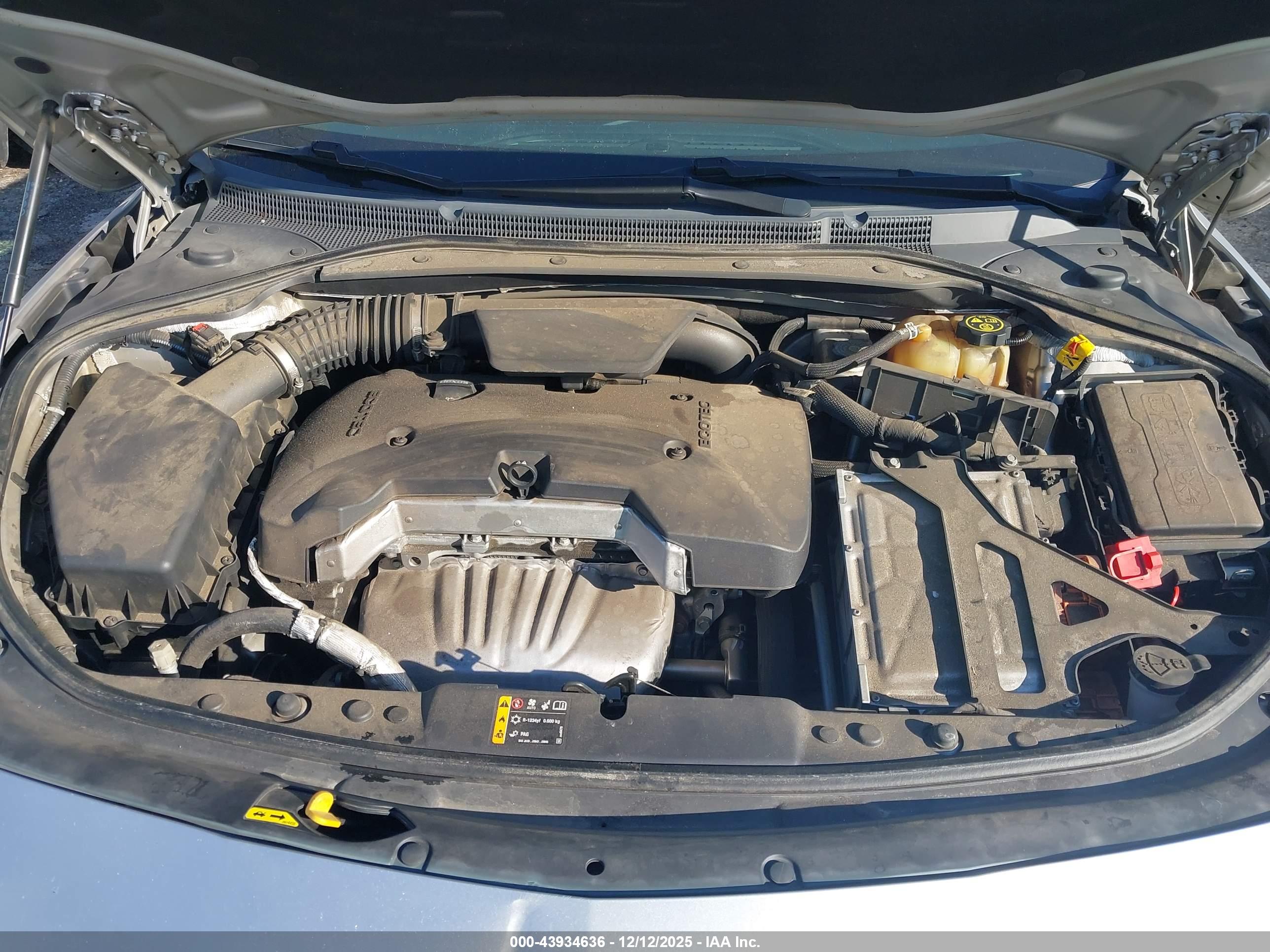 BUICK LACROSSE image 10
