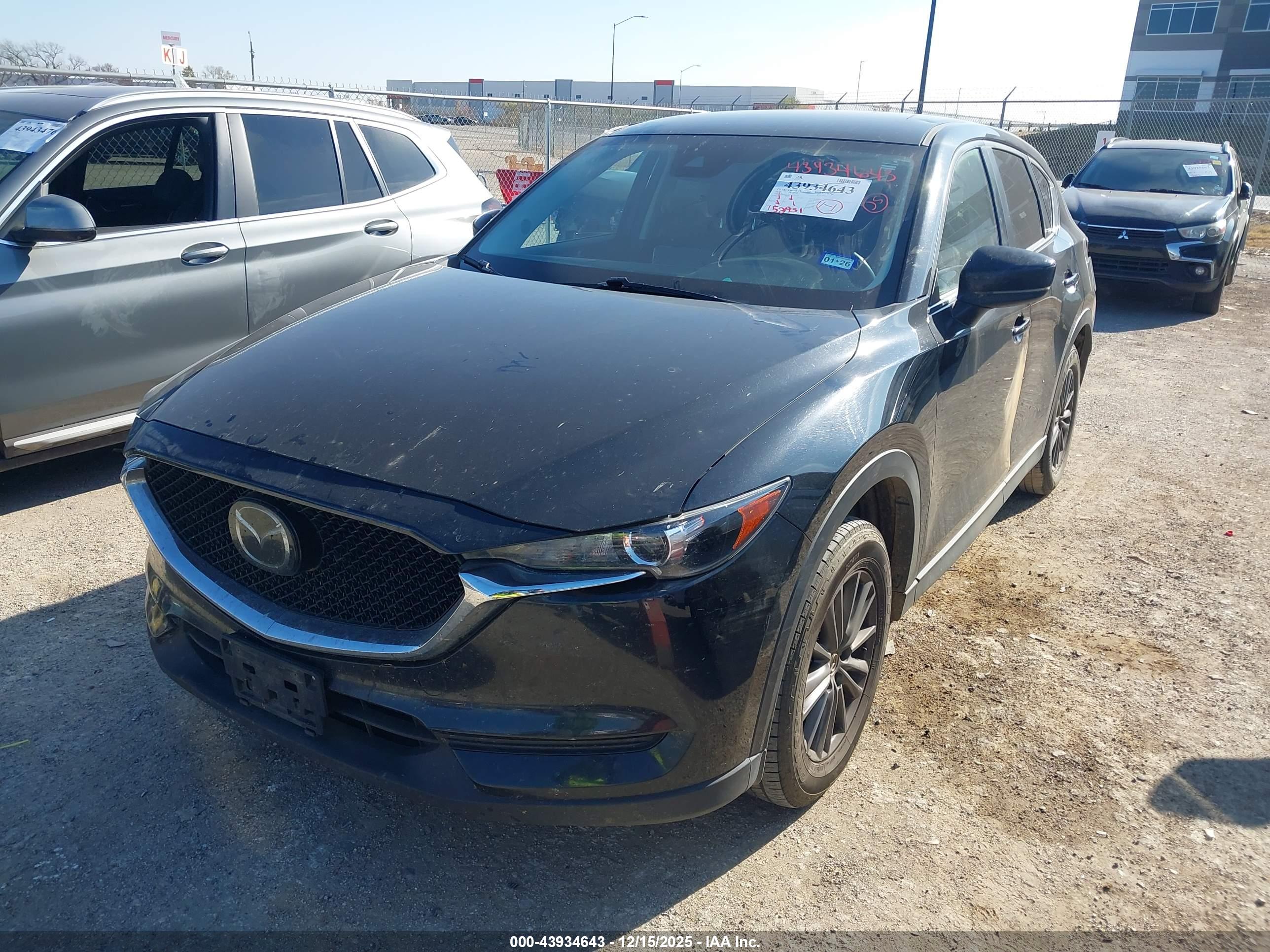 MAZDA CX-5 image 2