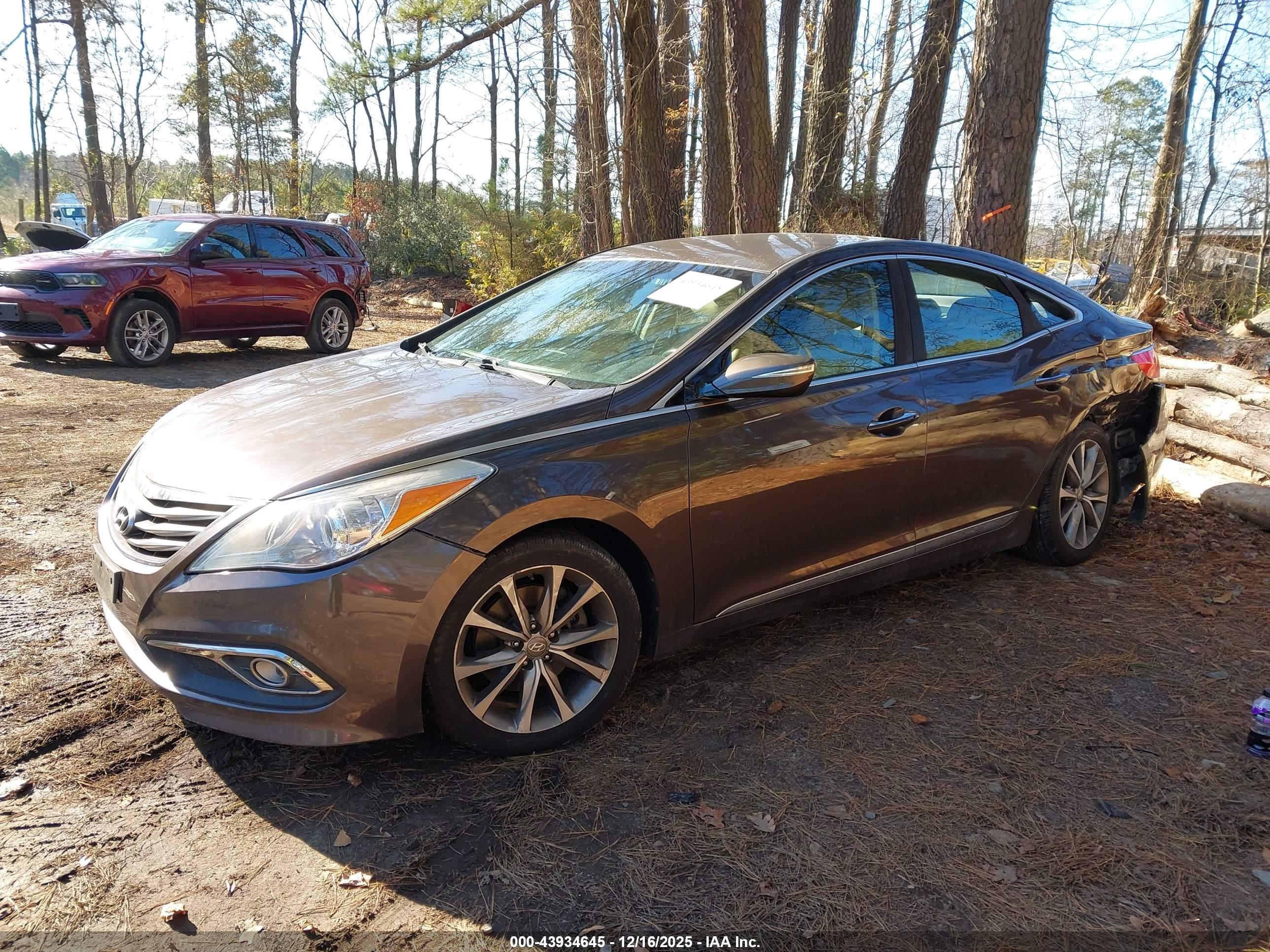 HYUNDAI AZERA image 2