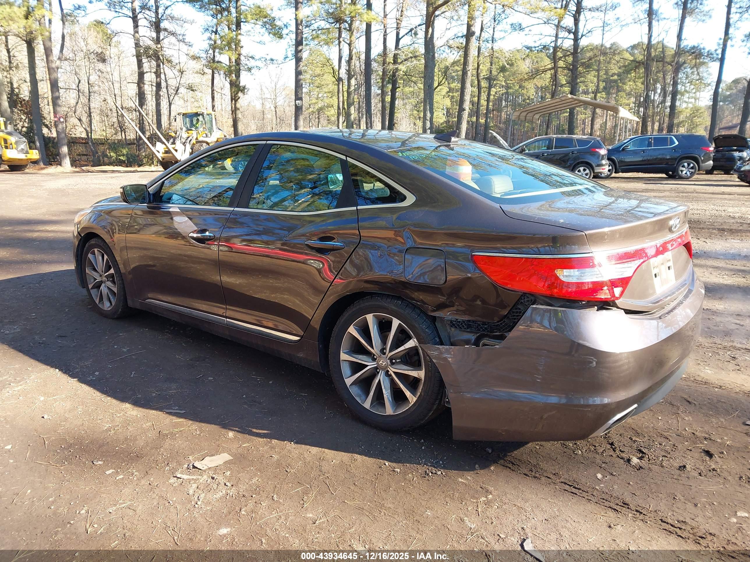 HYUNDAI AZERA image 3