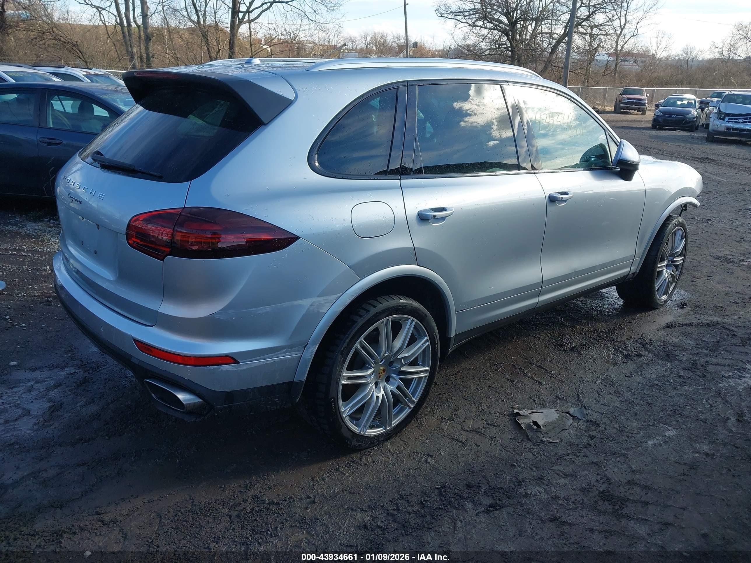 PORSCHE CAYENNE image 4