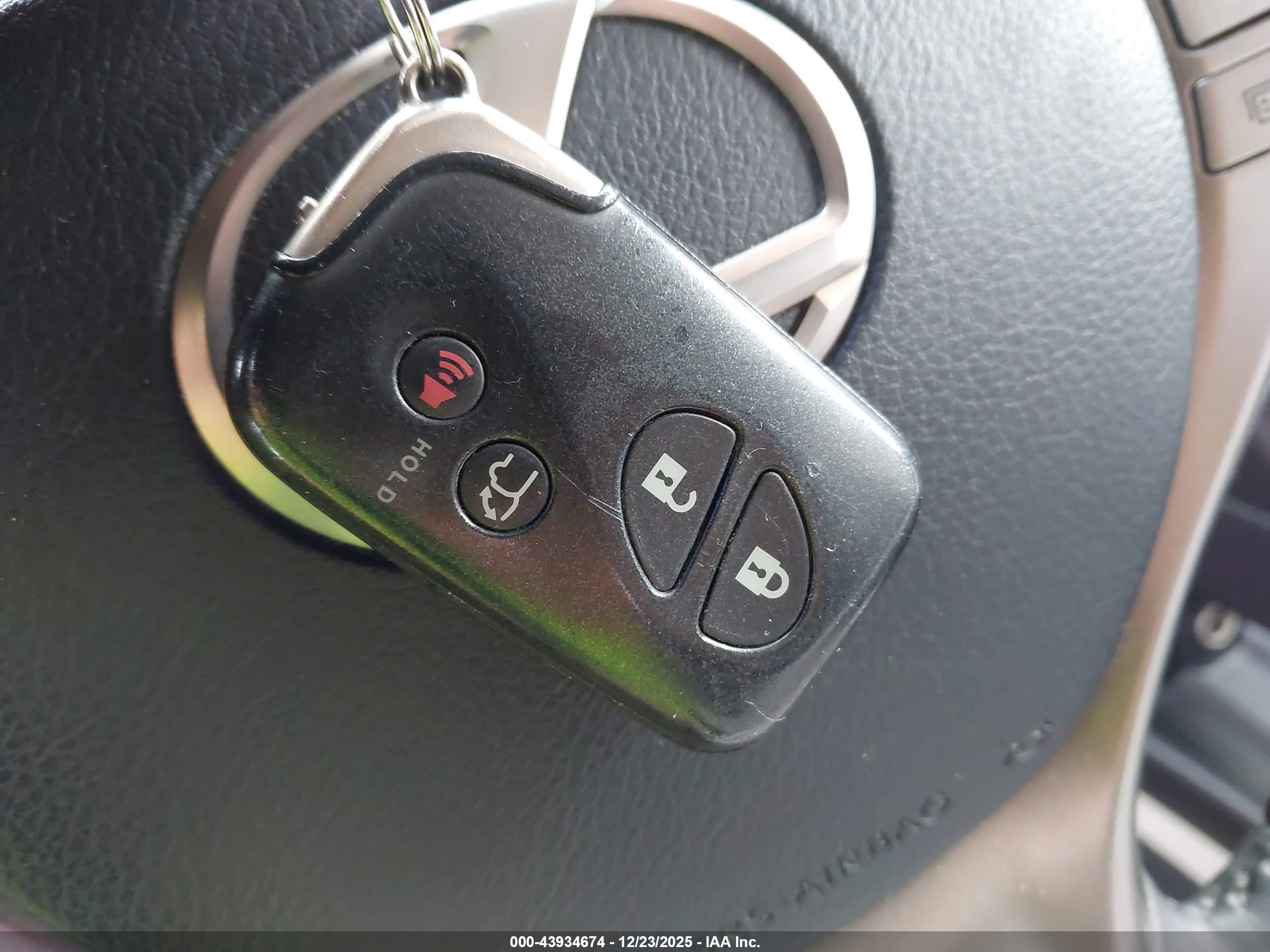 LEXUS RX image 11