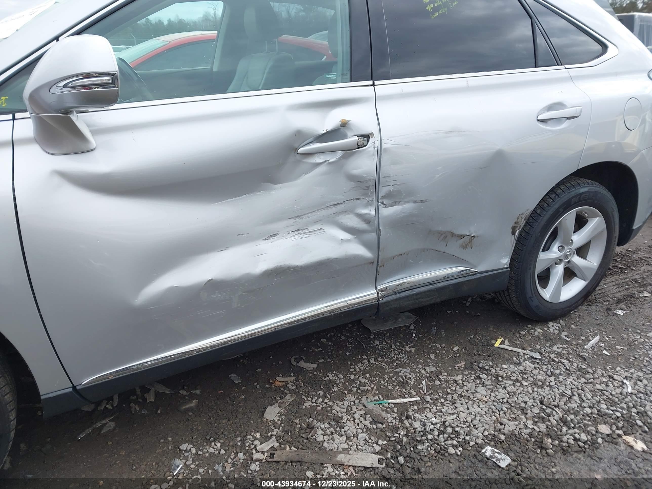 LEXUS RX image 6
