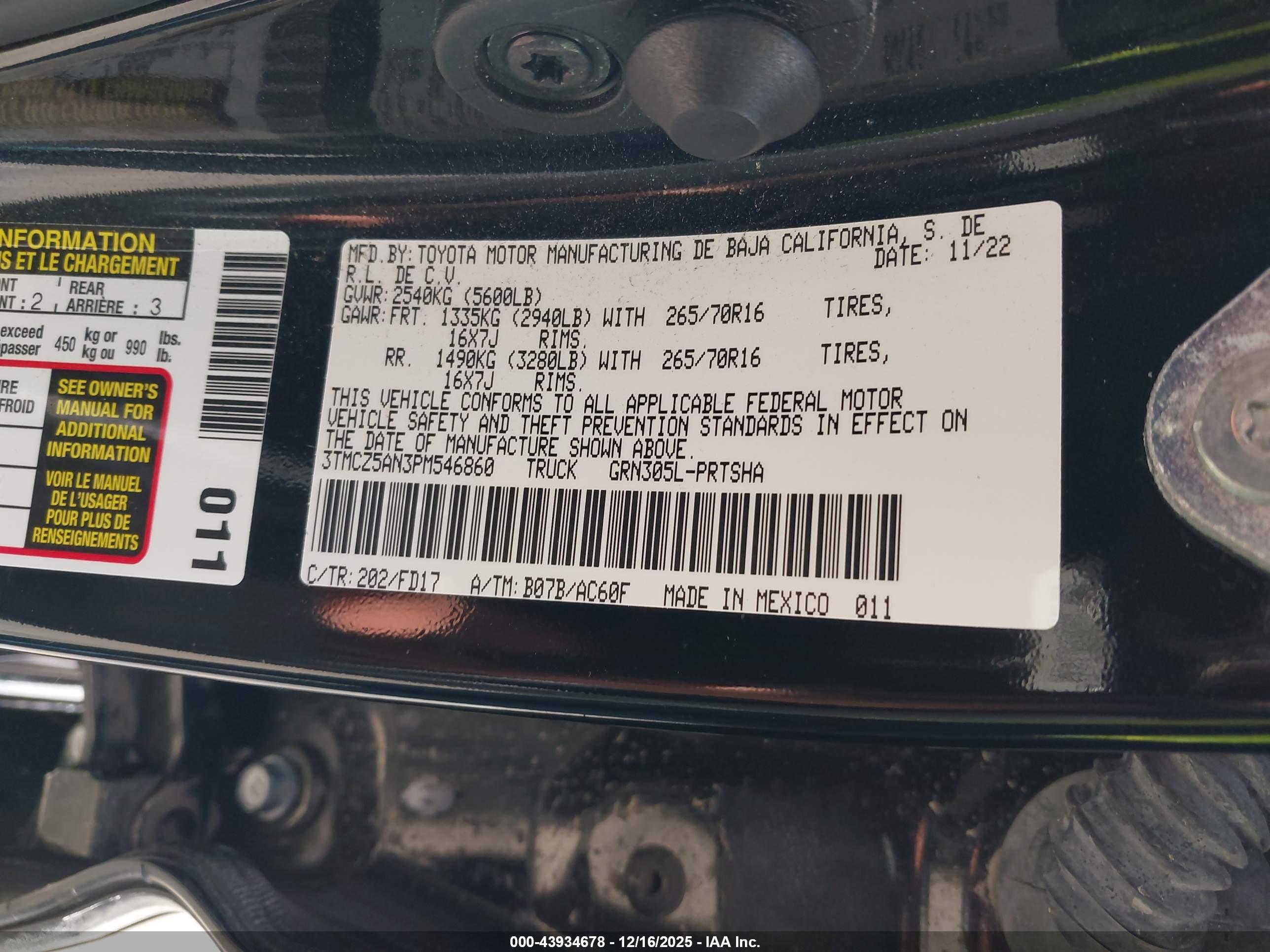 TOYOTA TACOMA image 9