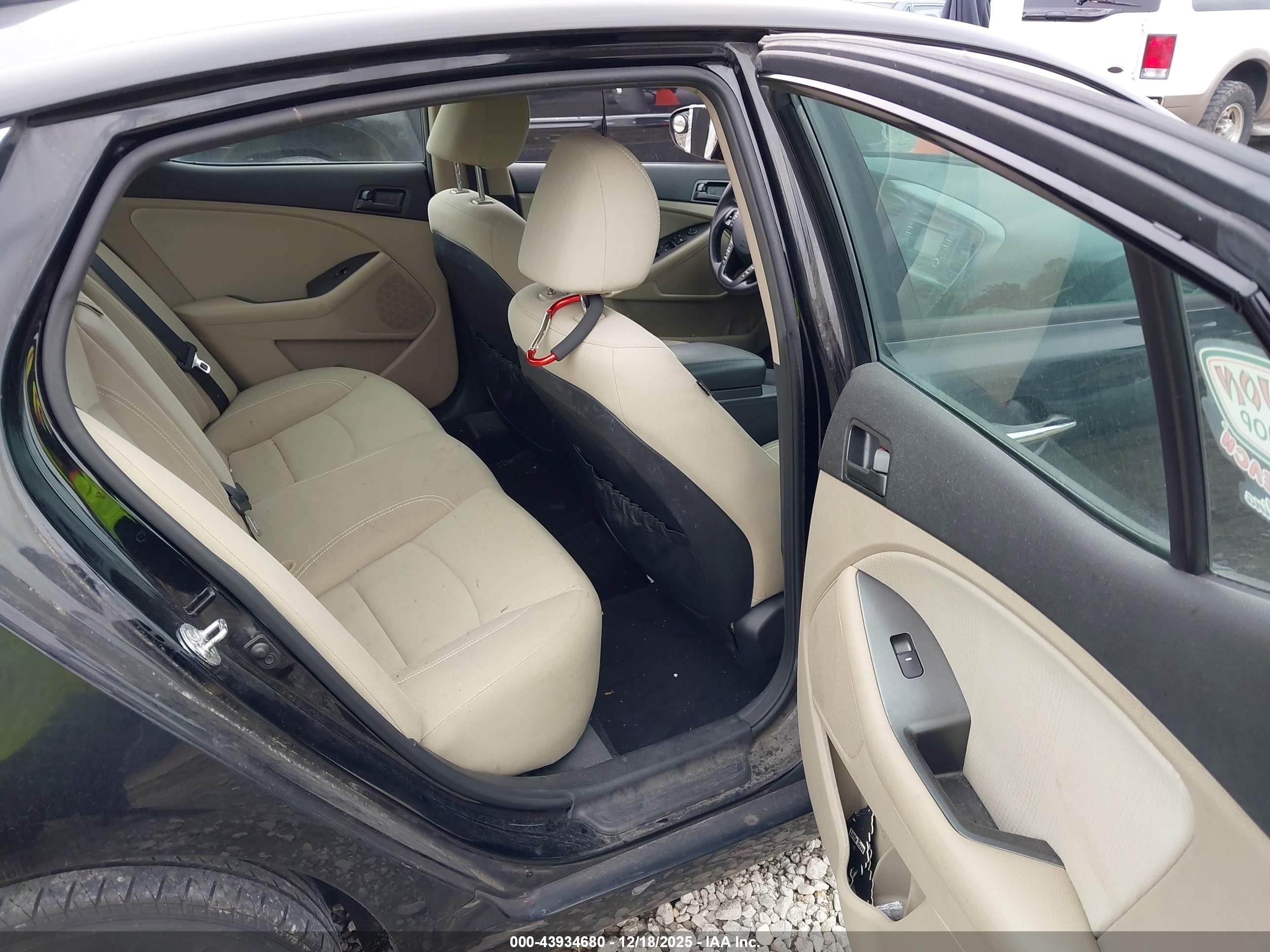 KIA OPTIMA image 8