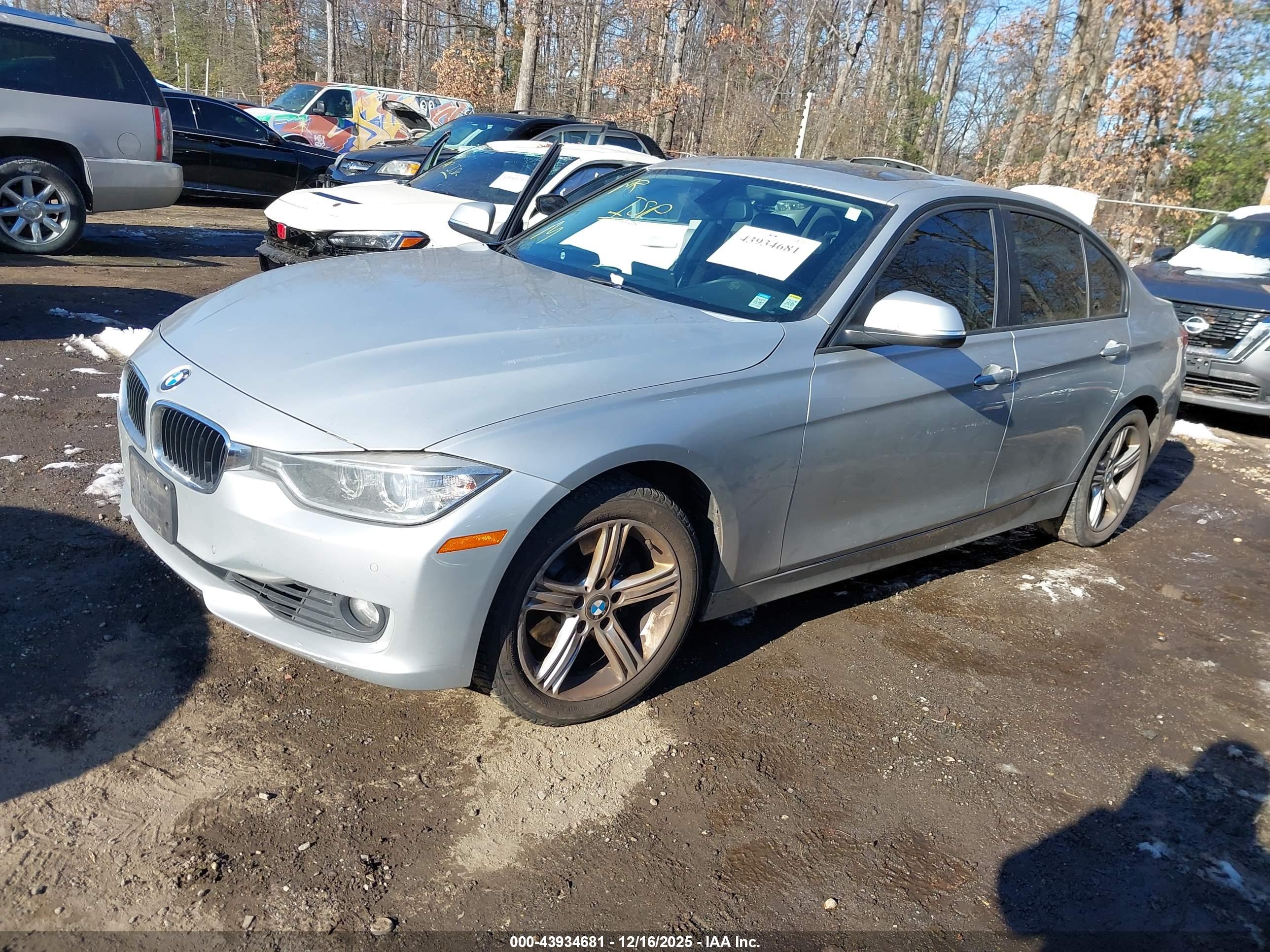 BMW 328I image 2