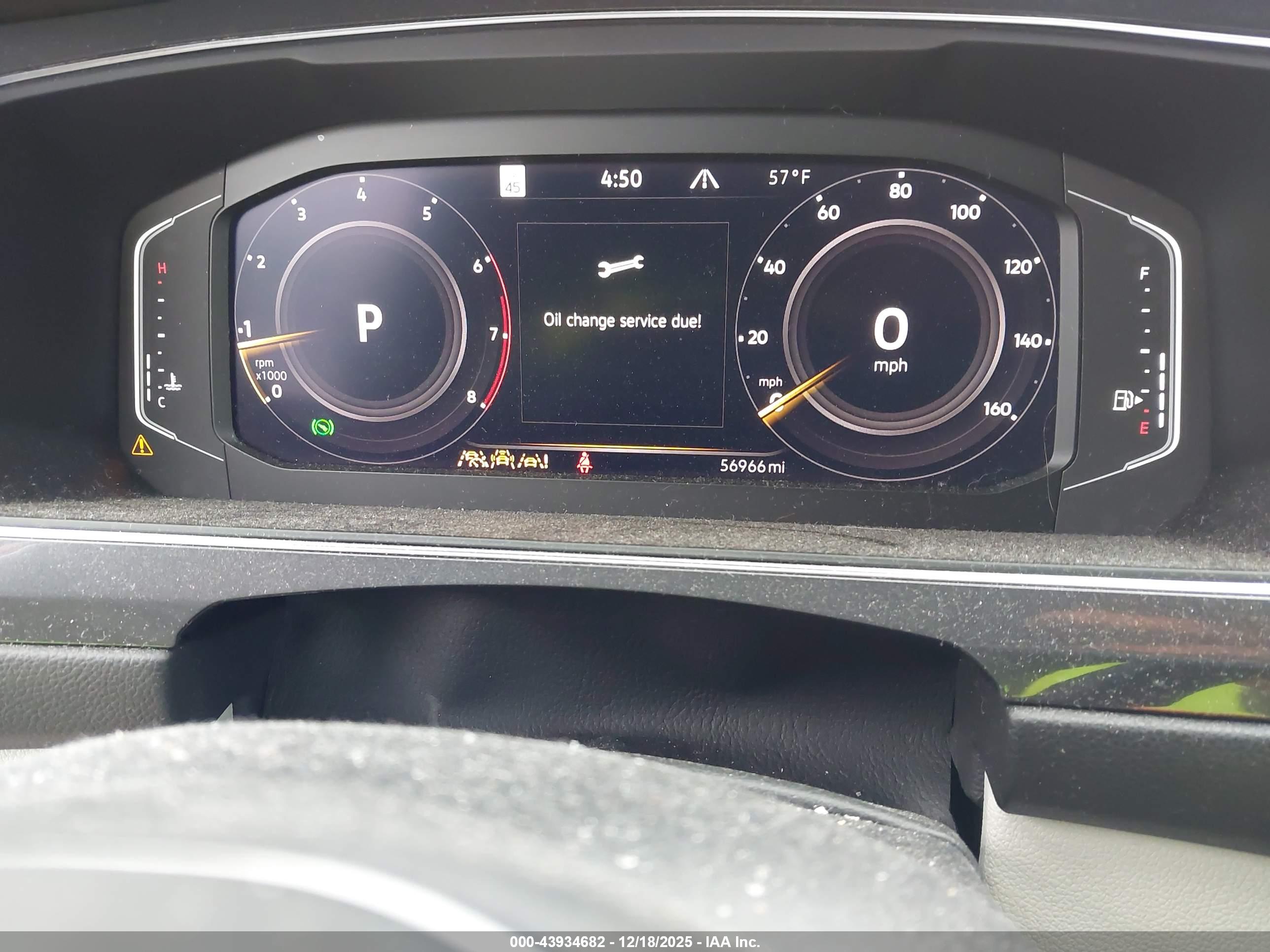 VOLKSWAGEN TIGUAN image 7