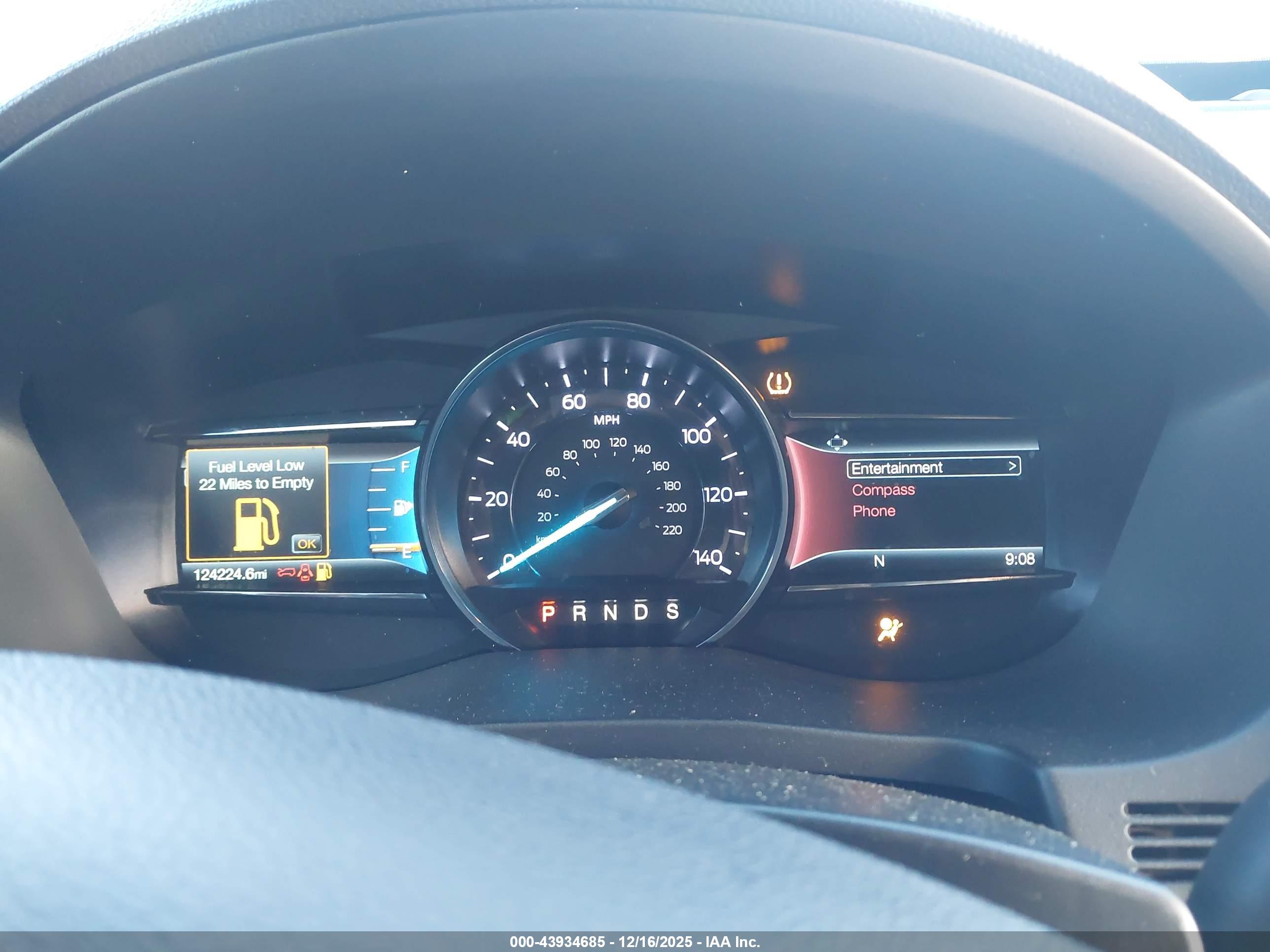 FORD EXPLORER image 7