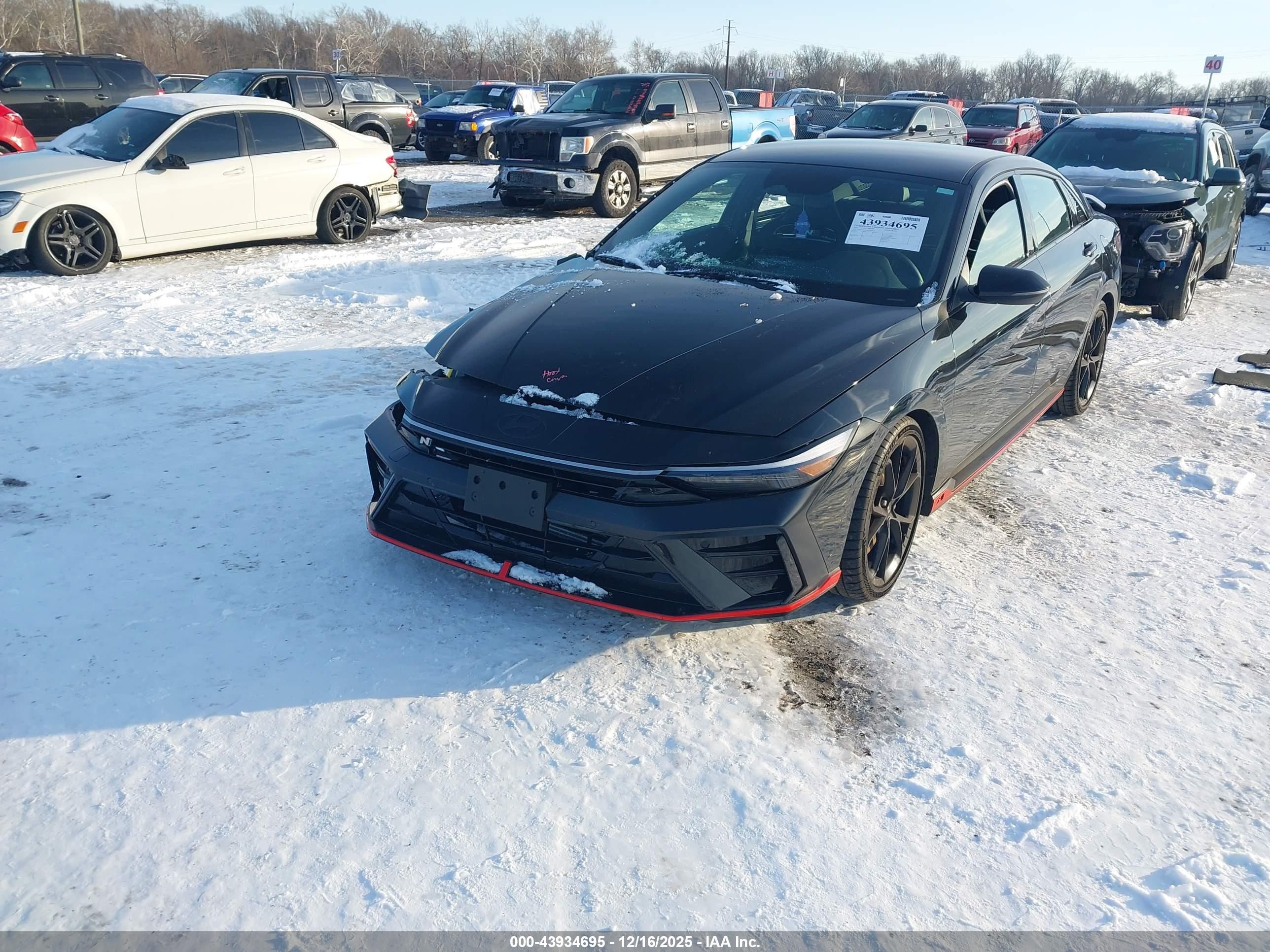HYUNDAI ELANTRA image 2