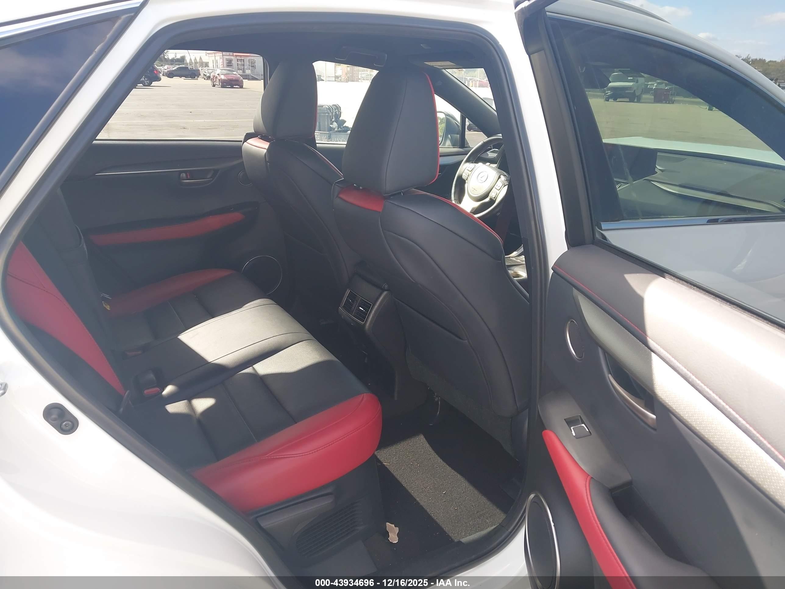 LEXUS NX image 8