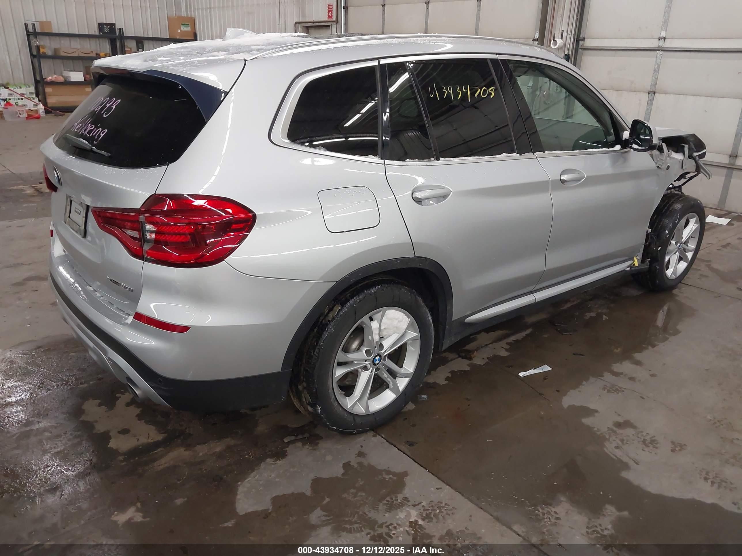 BMW X3 image 4