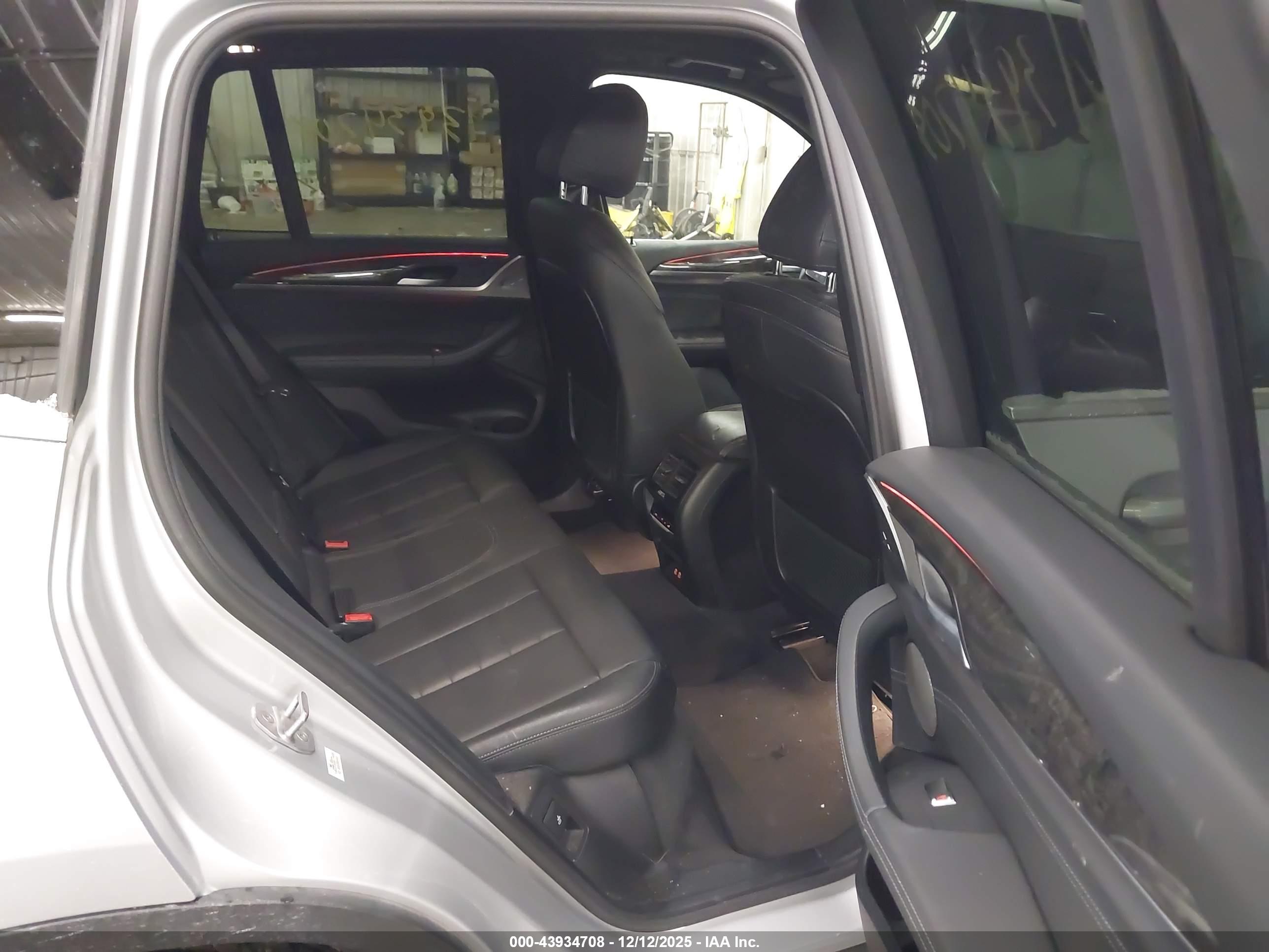 BMW X3 image 8