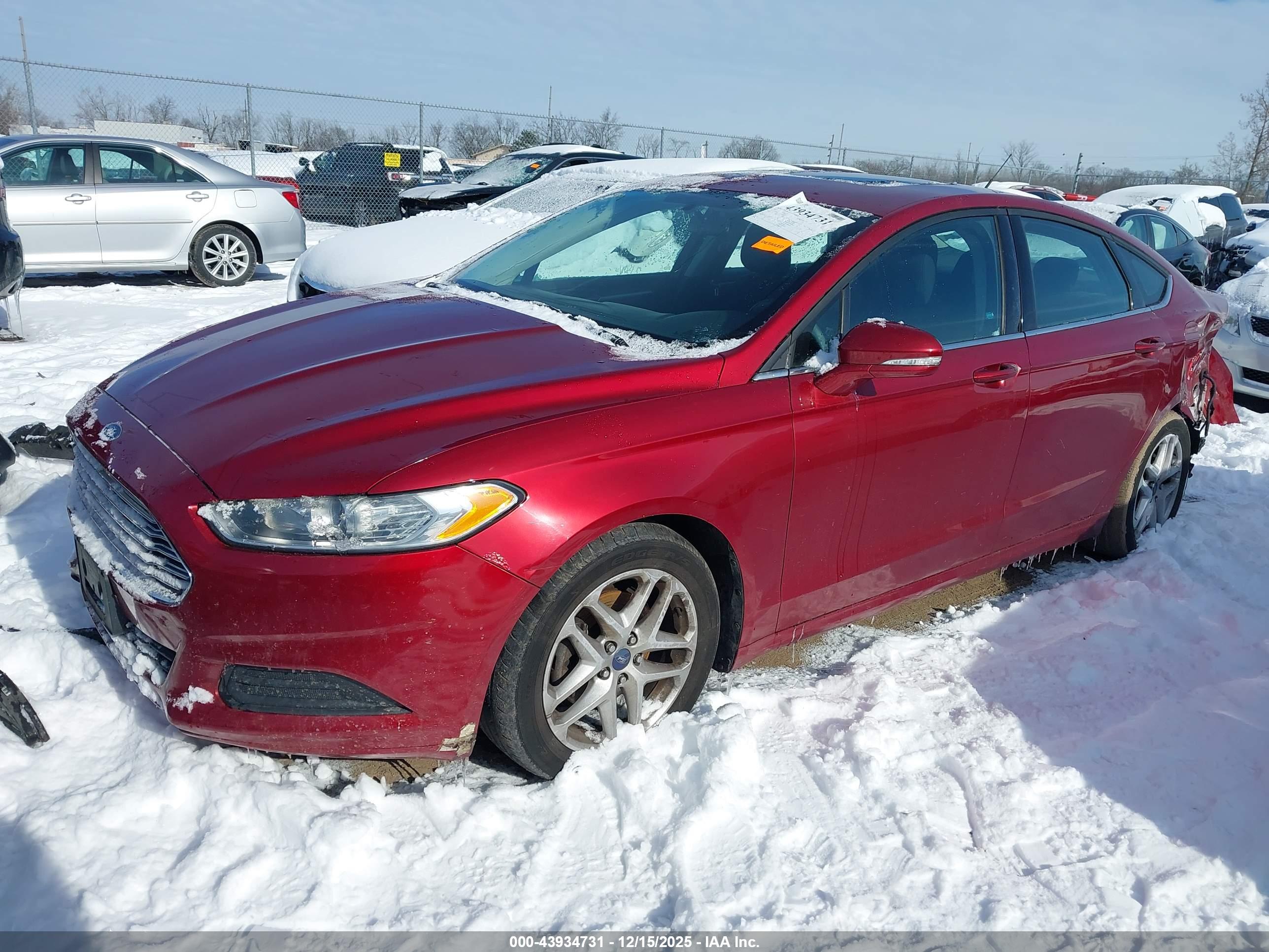FORD FUSION image 2