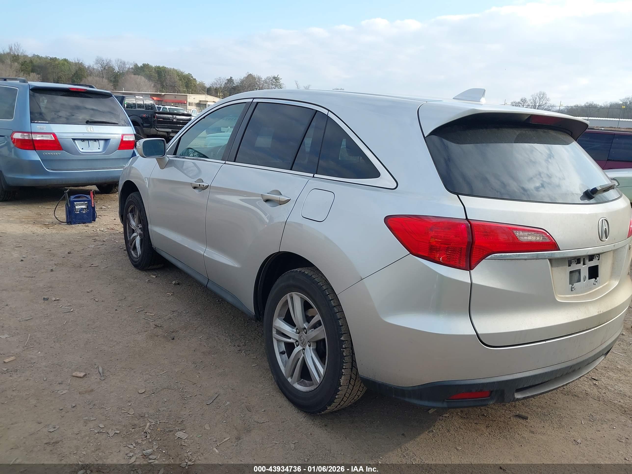 ACURA RDX image 3