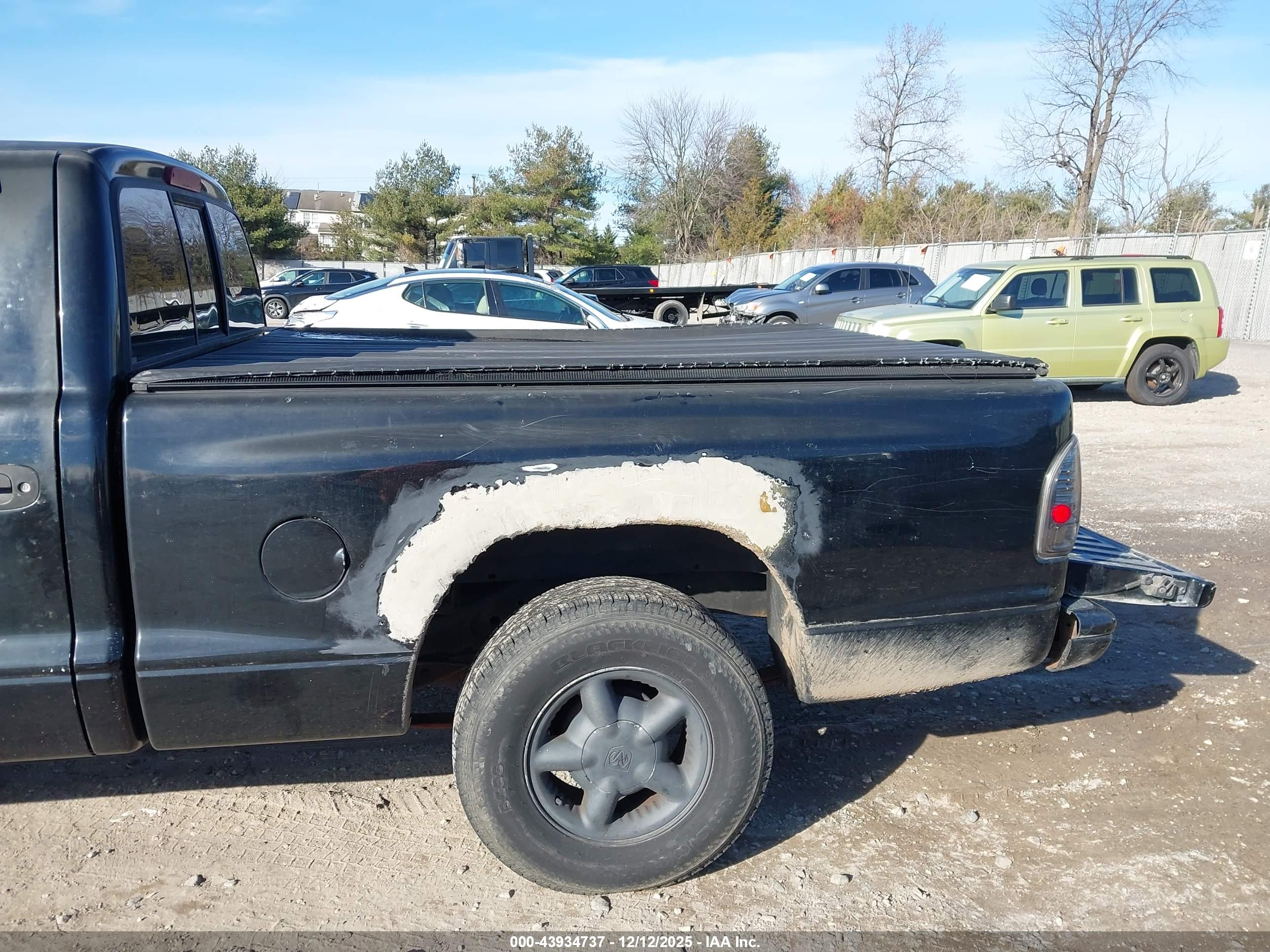 DODGE DAKOTA image 6