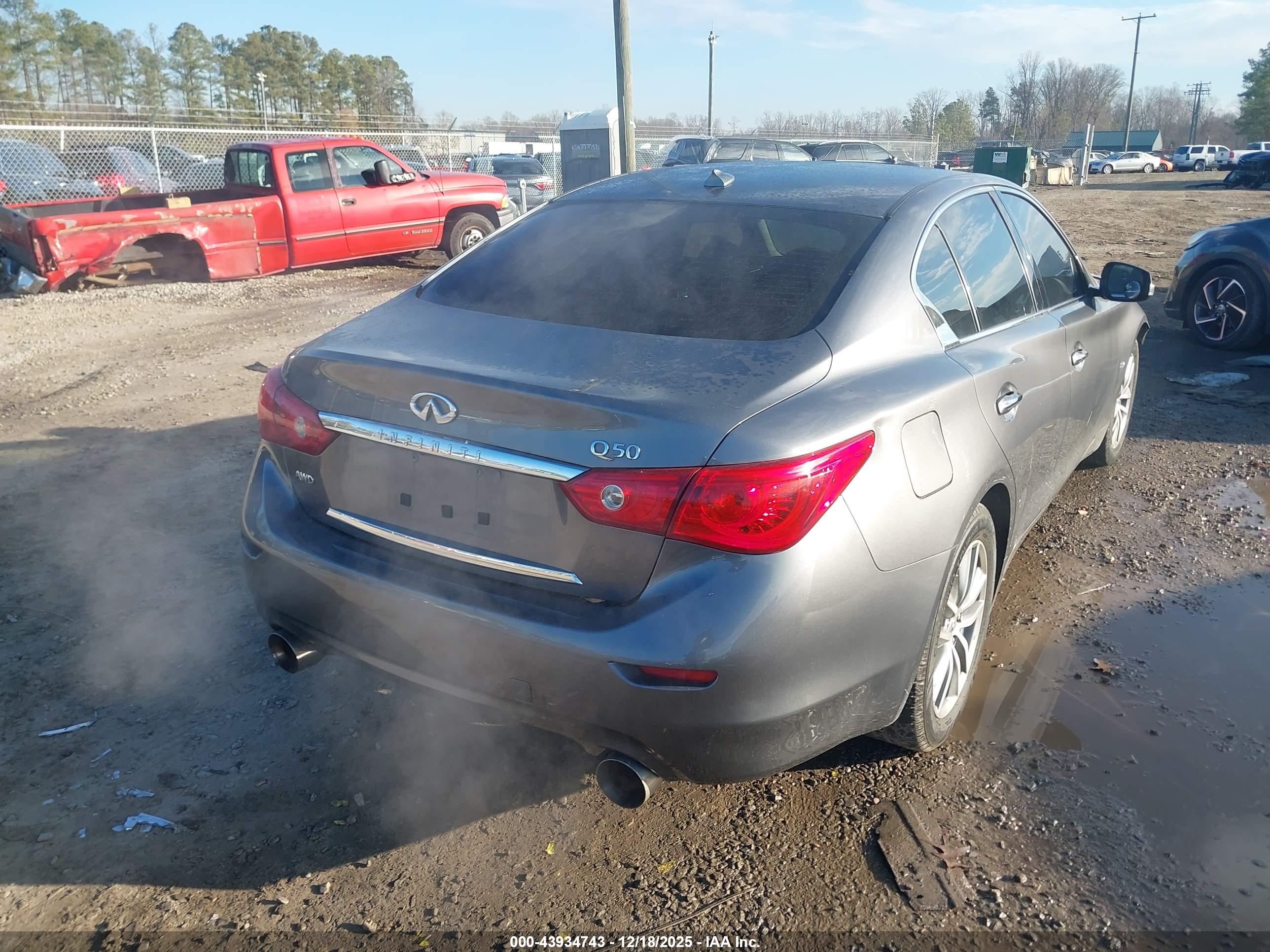 INFINITI Q50 image 4