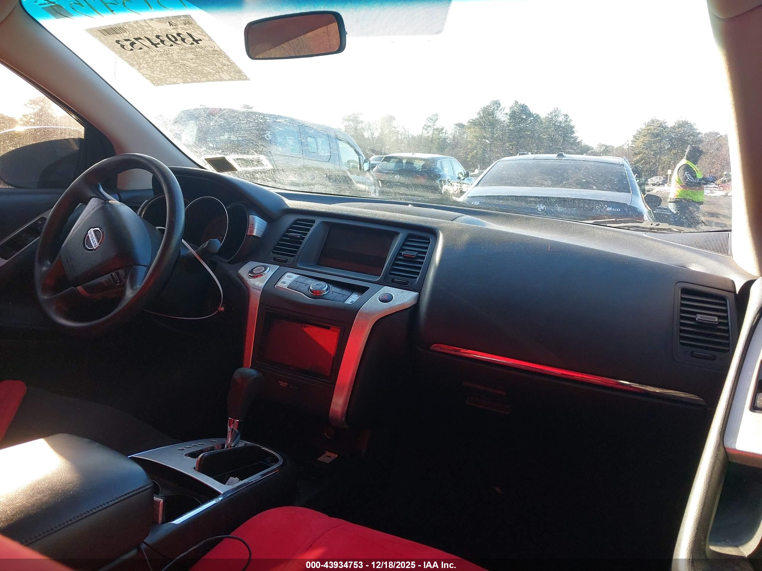 NISSAN MURANO image 5