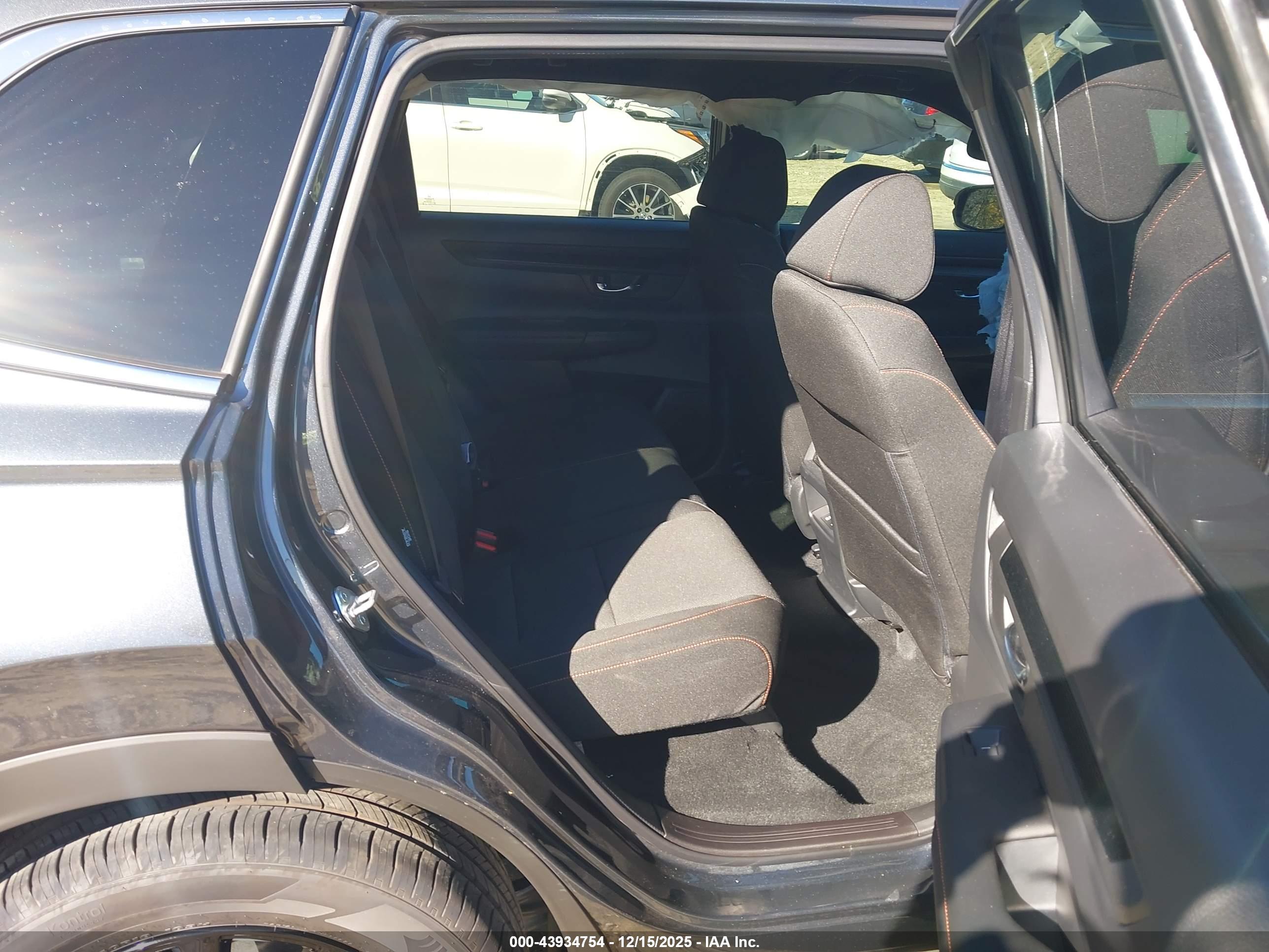 HONDA CR-V image 8