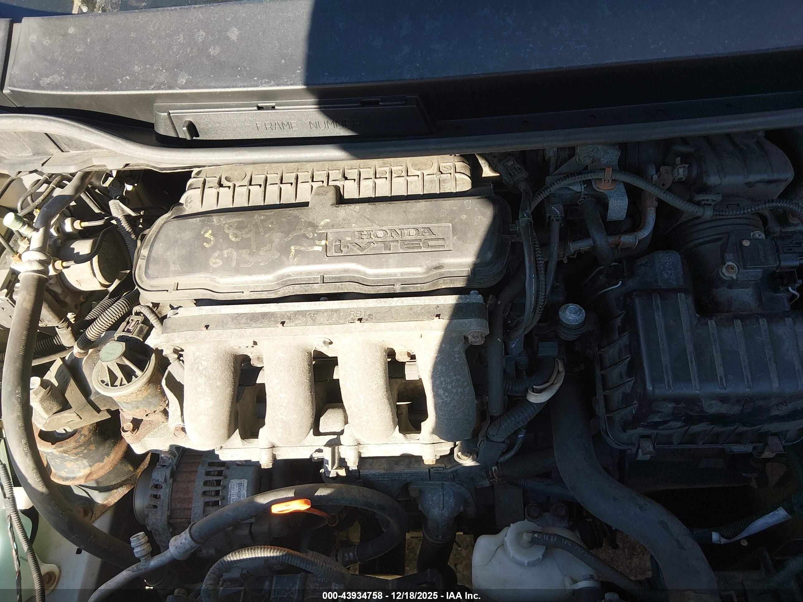 HONDA FIT image 10