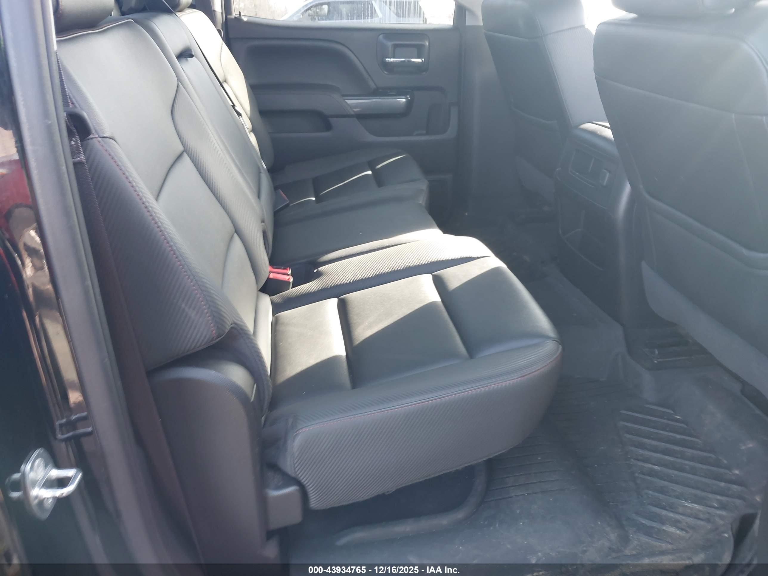 GMC SIERRA image 8