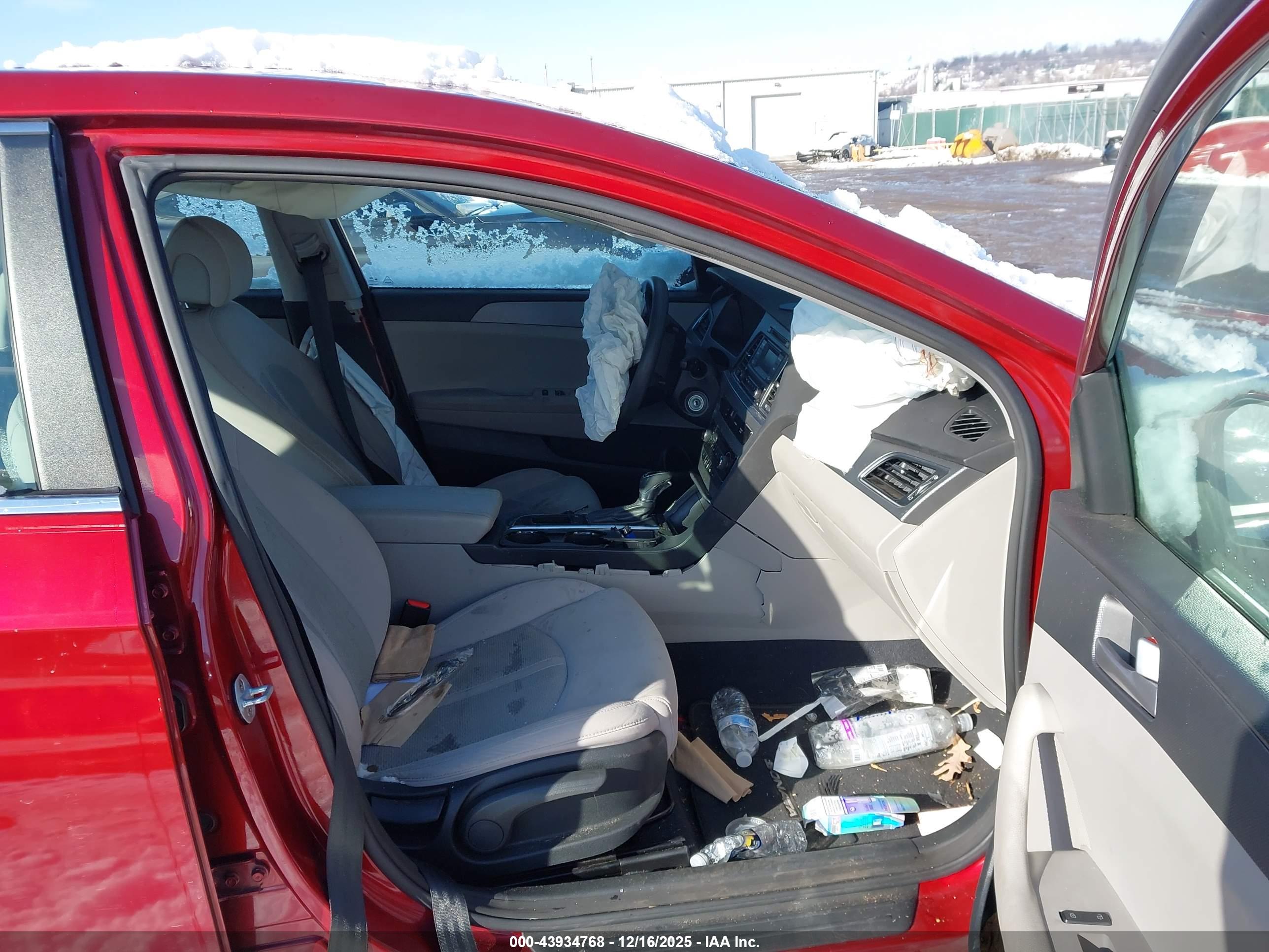 HYUNDAI SONATA image 5