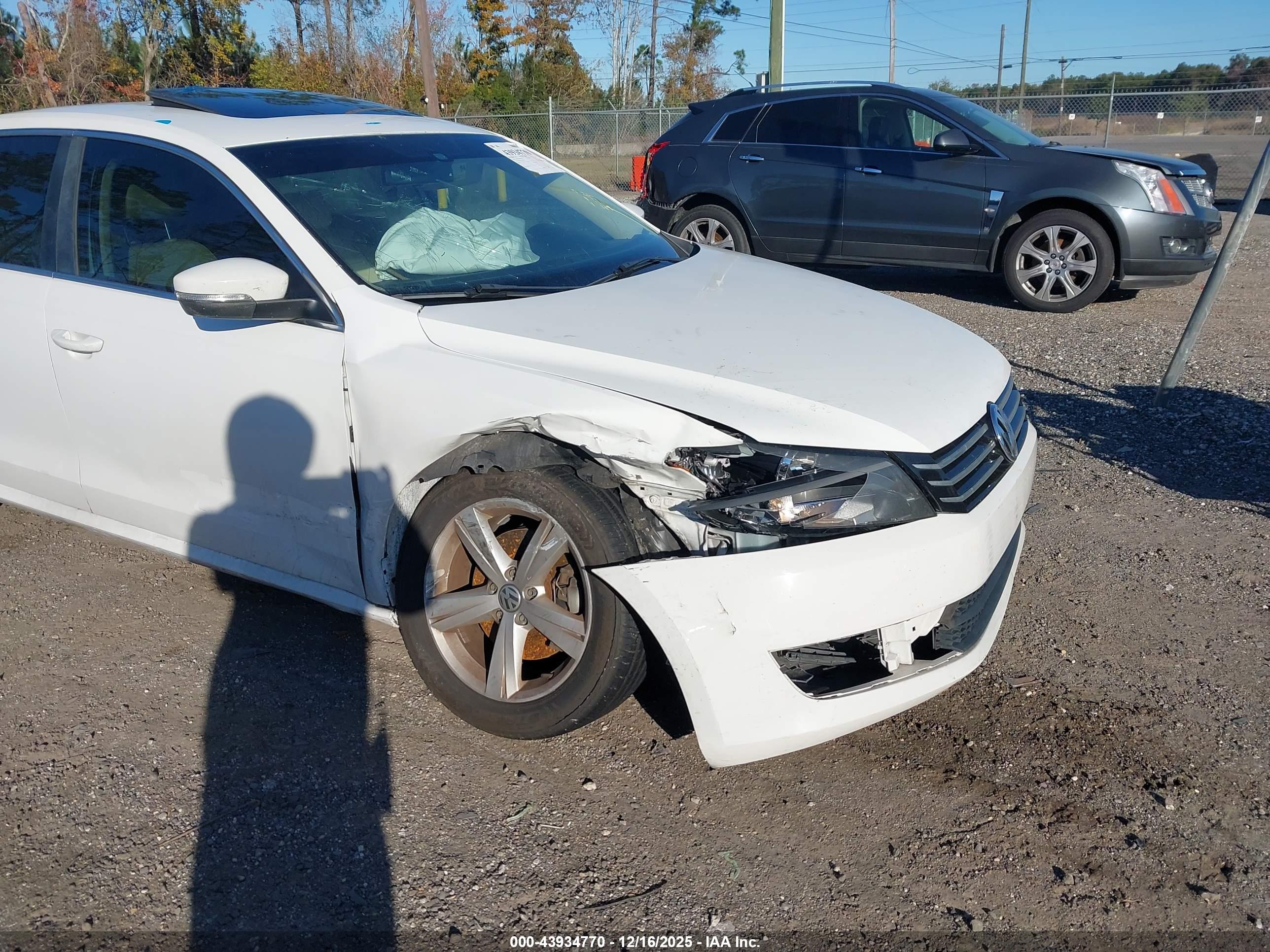 VOLKSWAGEN PASSAT image 6