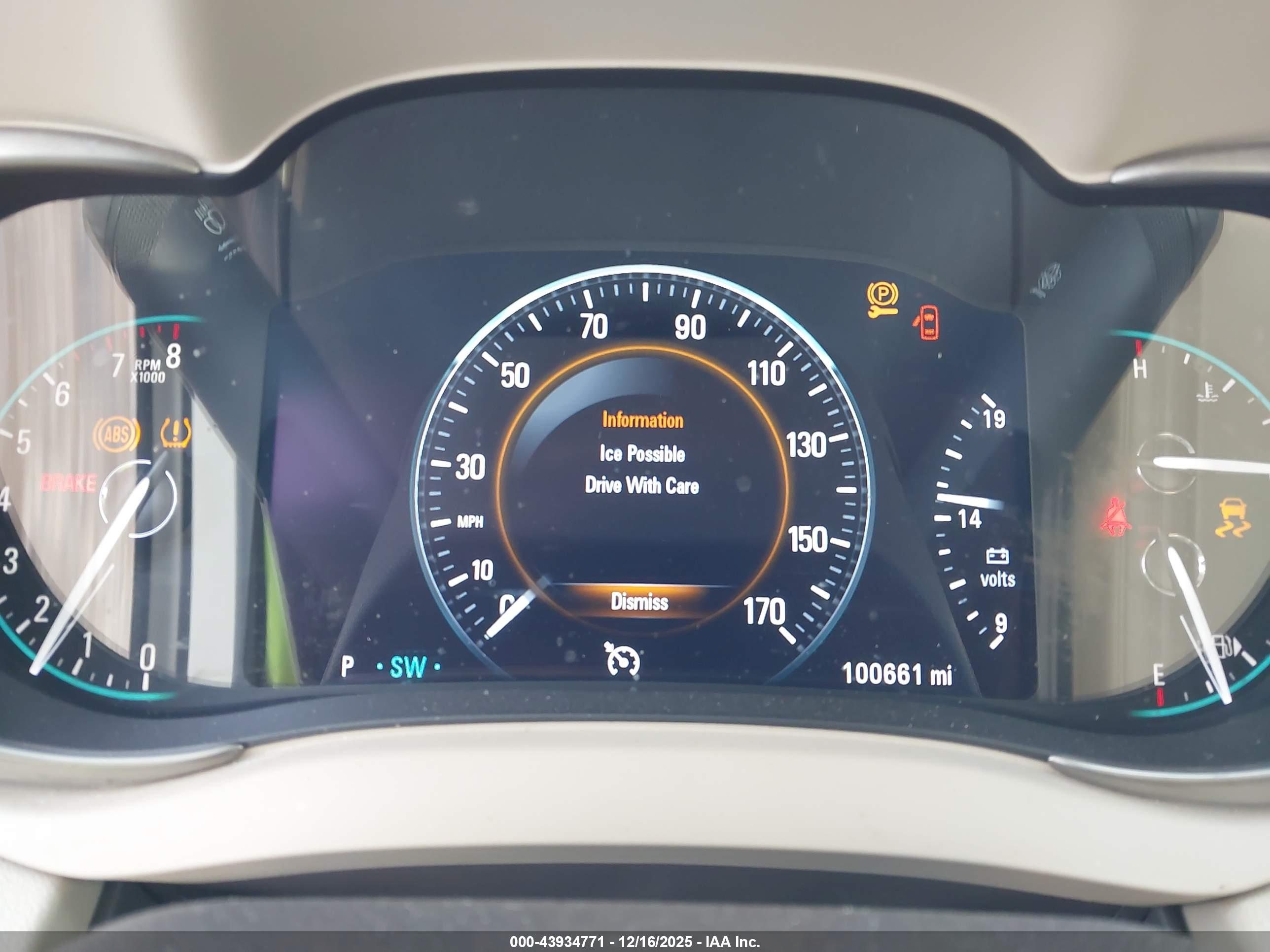 BUICK LACROSSE image 7