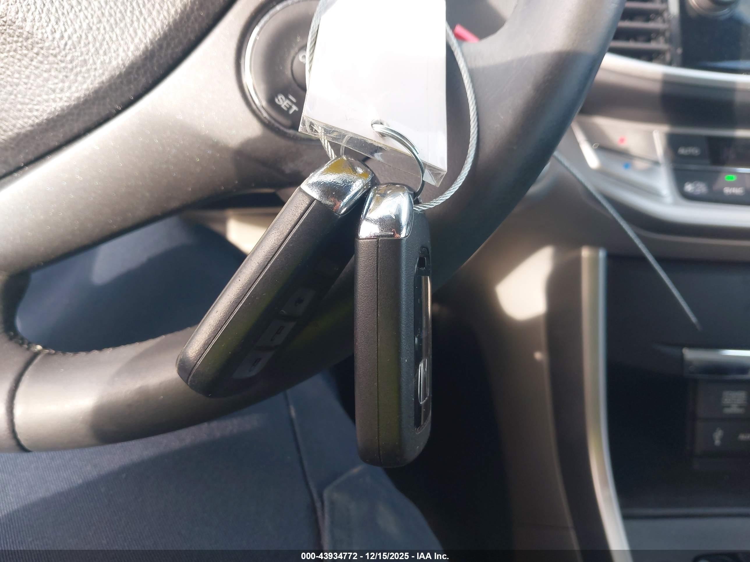 HONDA ACCORD image 11