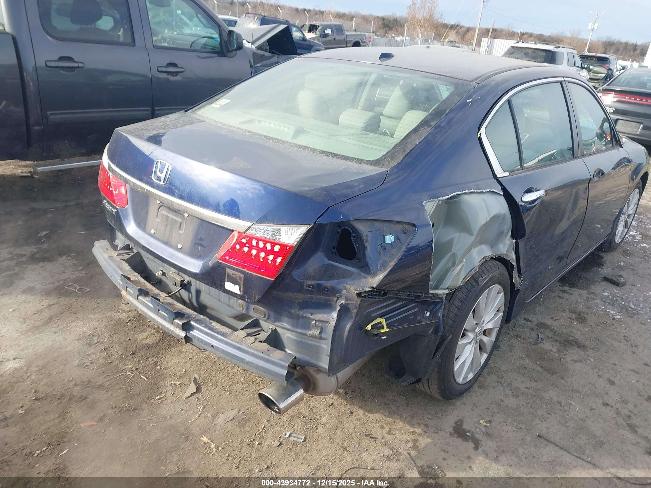 HONDA ACCORD image 4