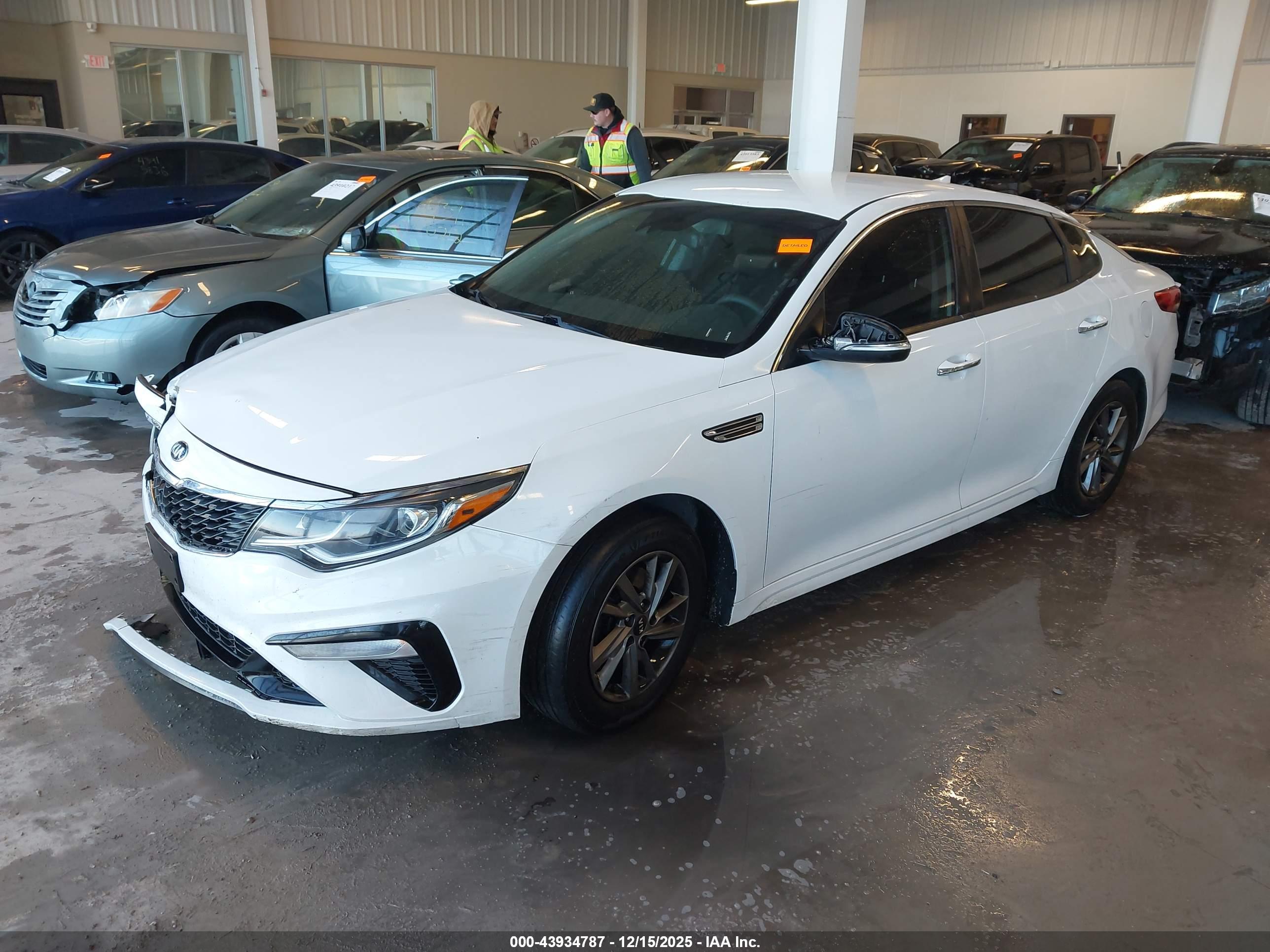 KIA OPTIMA image 2