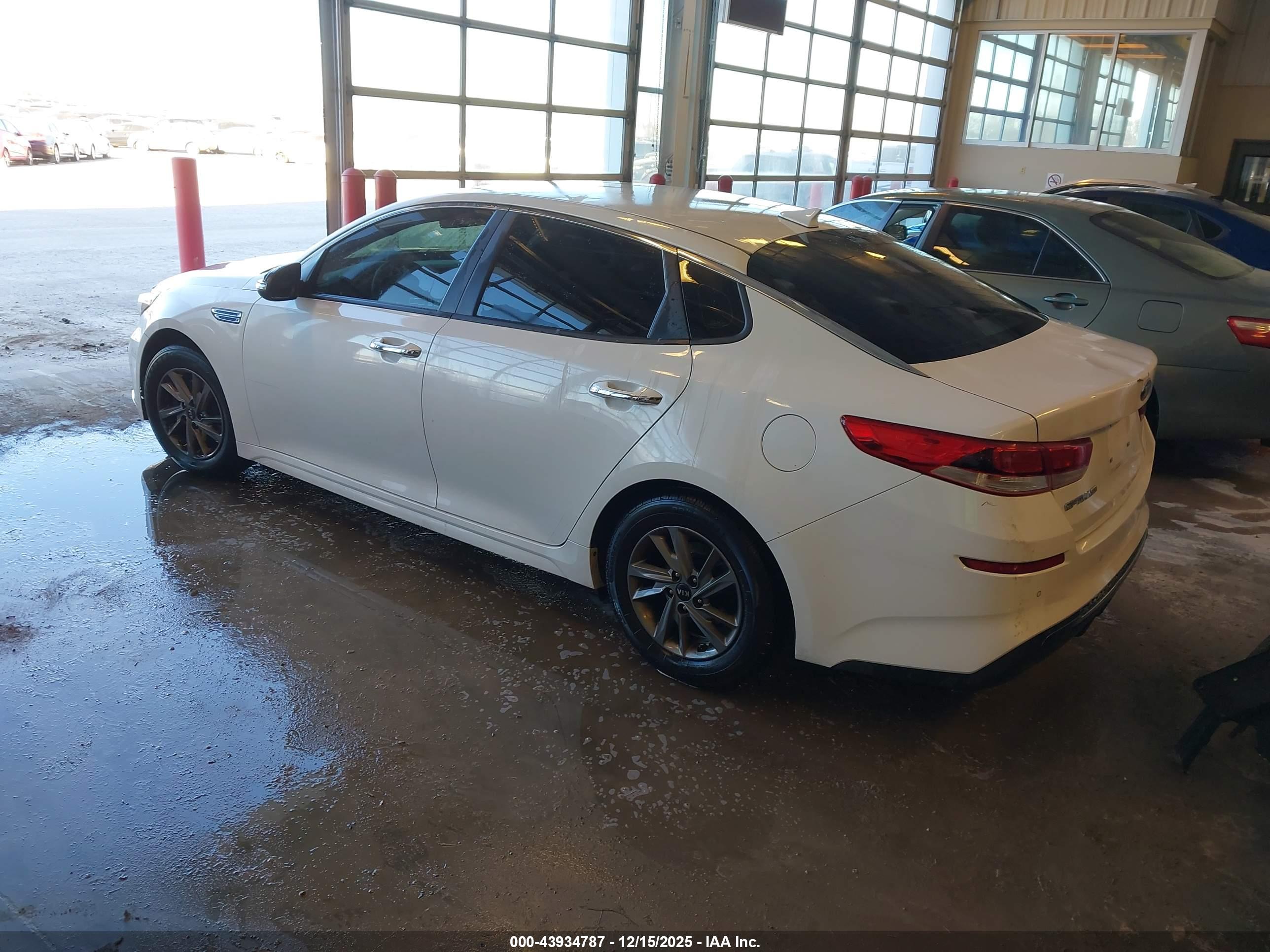 KIA OPTIMA image 3