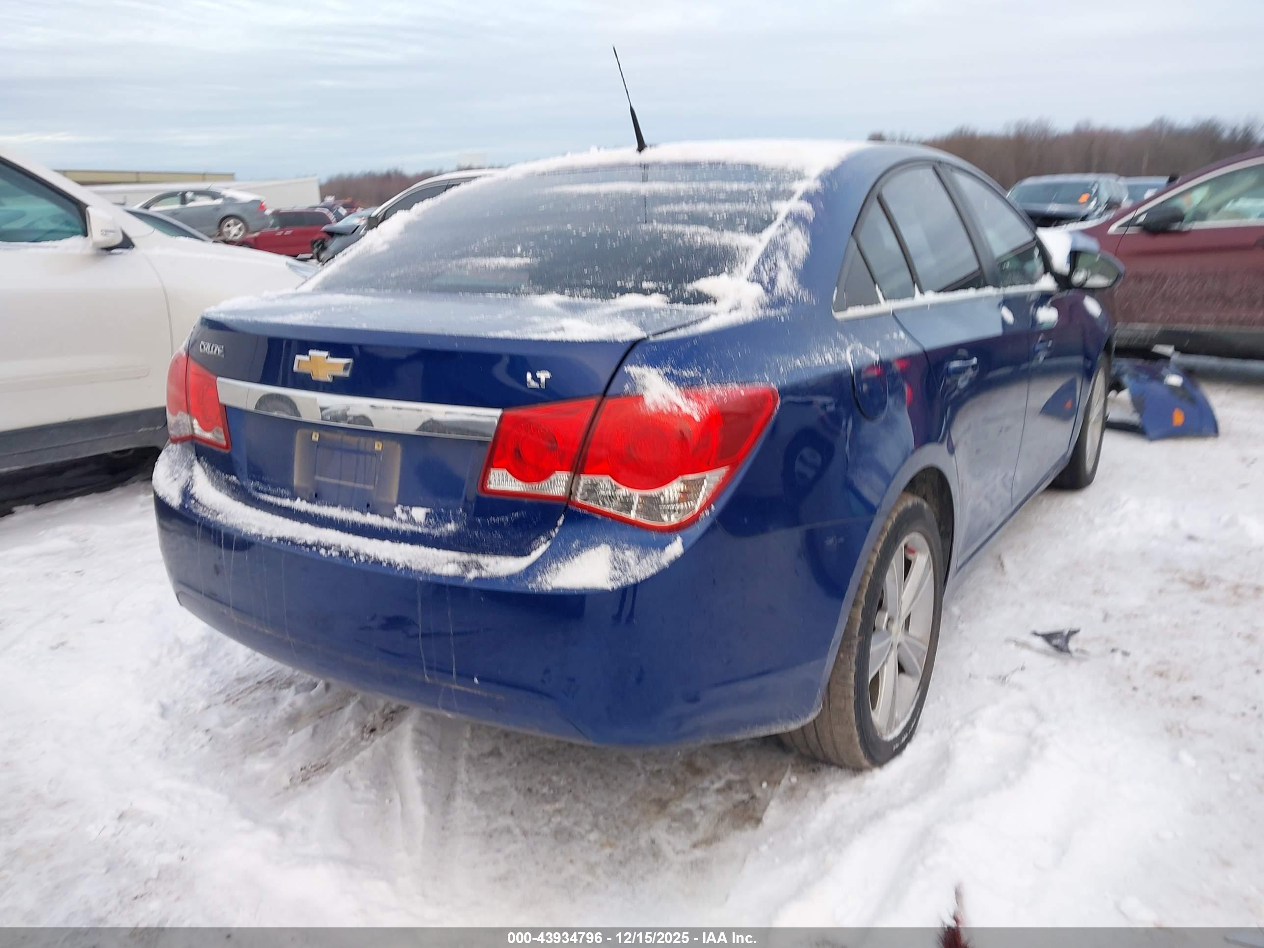 CHEVROLET CRUZE image 4