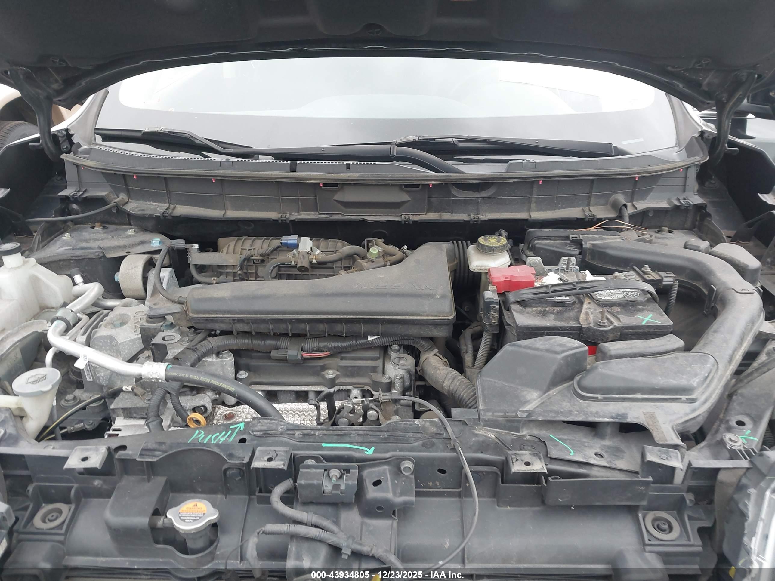 NISSAN ROGUE image 10
