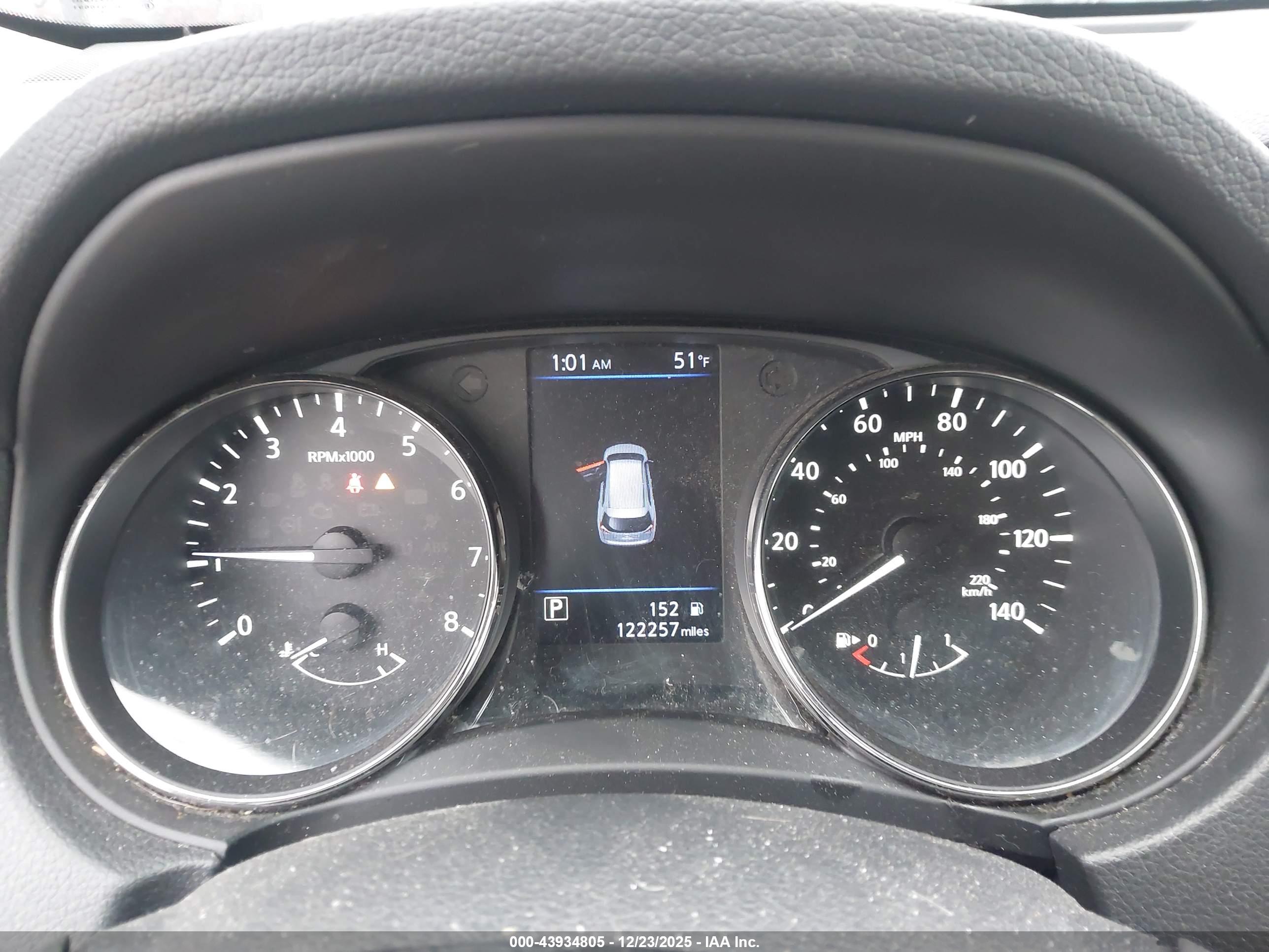 NISSAN ROGUE image 7