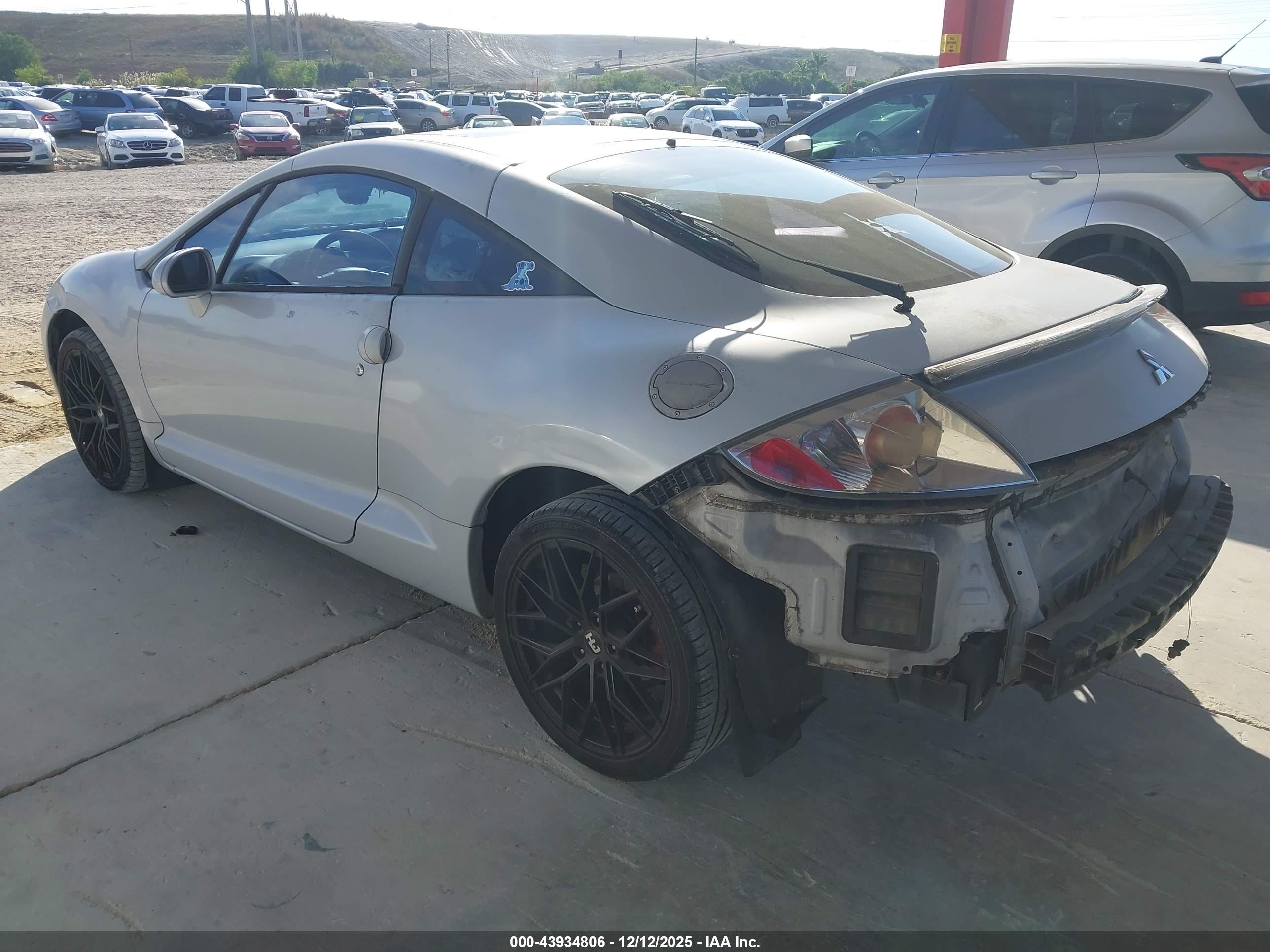 MITSUBISHI ECLIPSE image 3