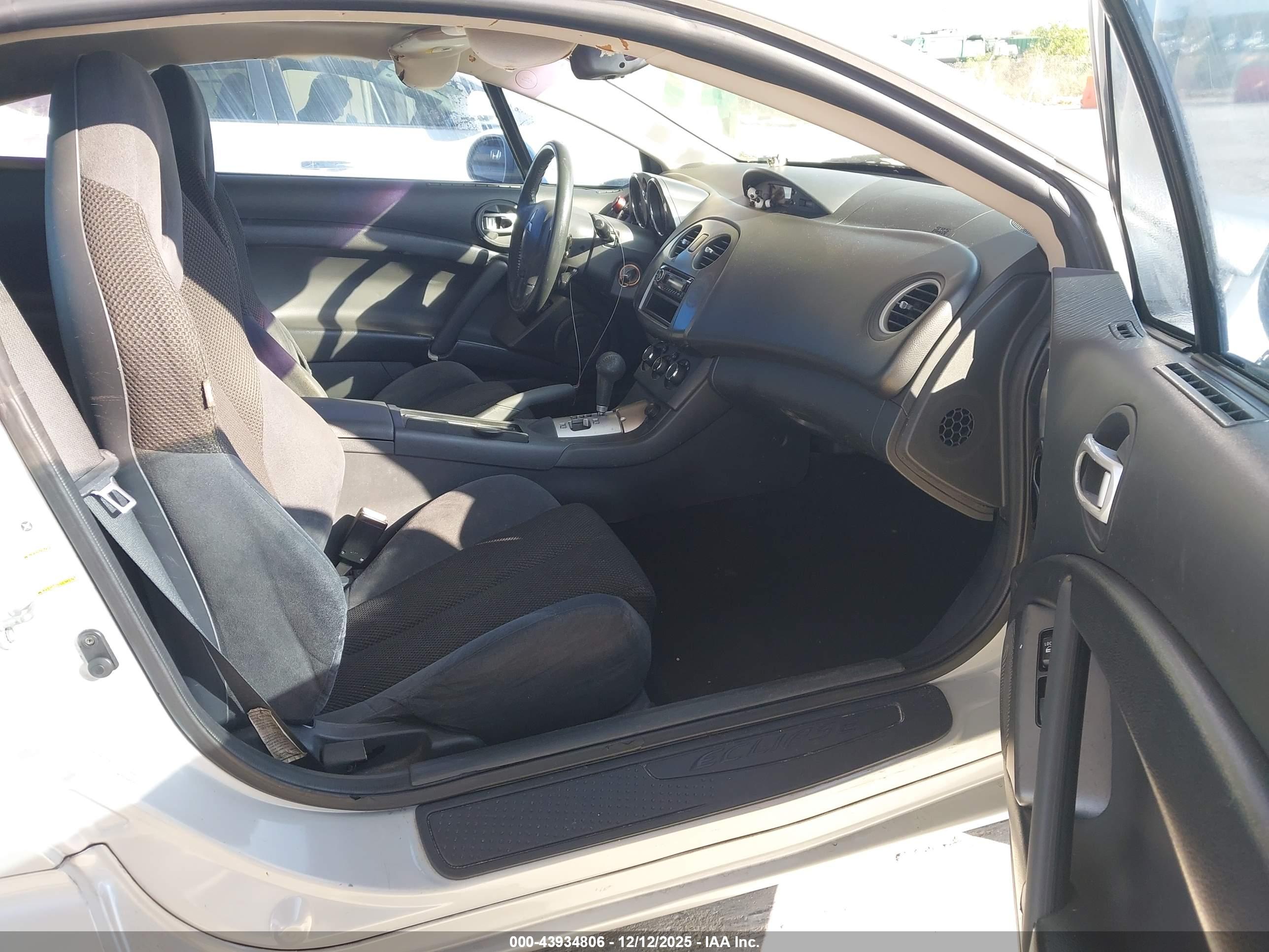 MITSUBISHI ECLIPSE image 5