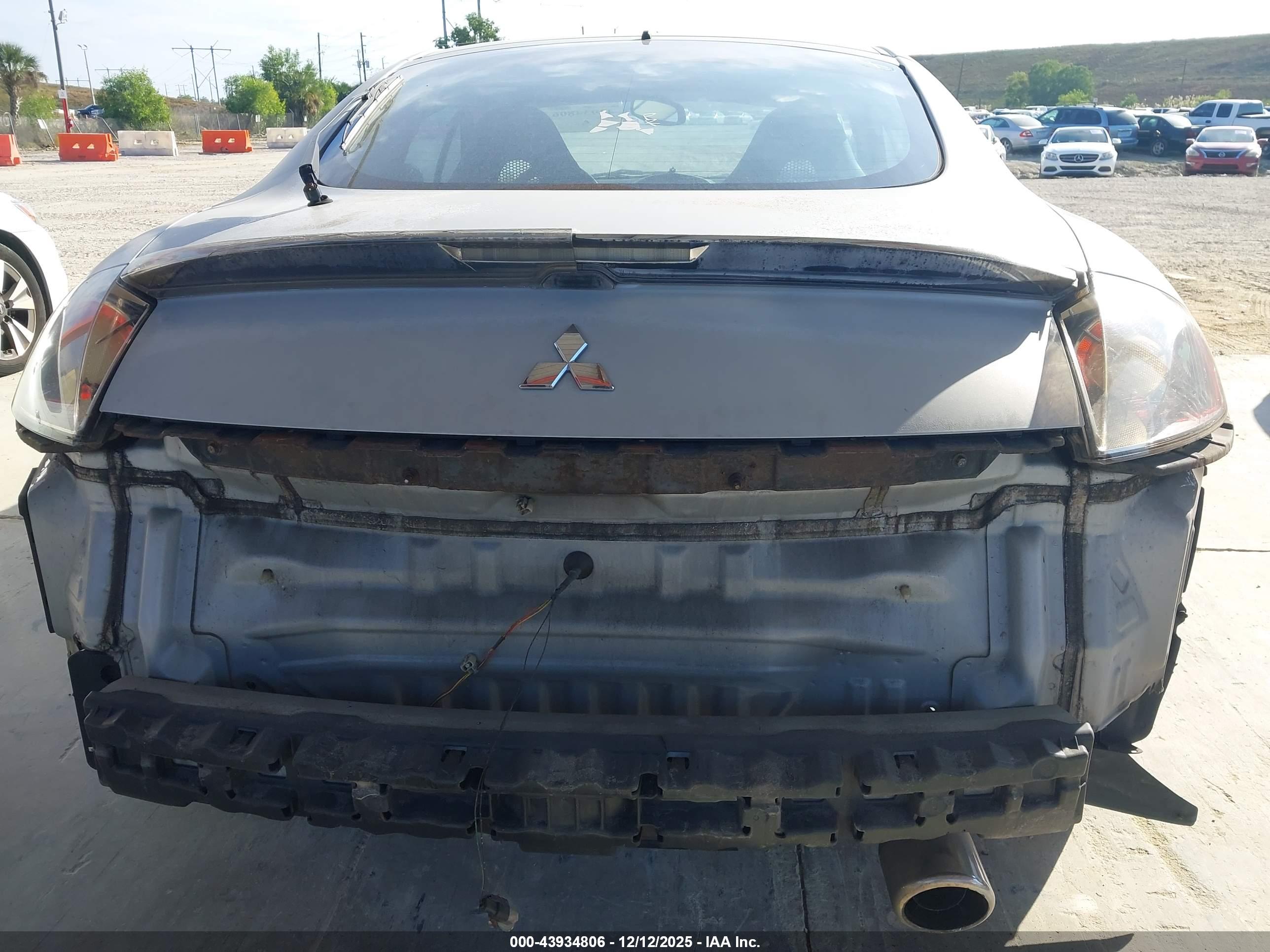MITSUBISHI ECLIPSE image 6
