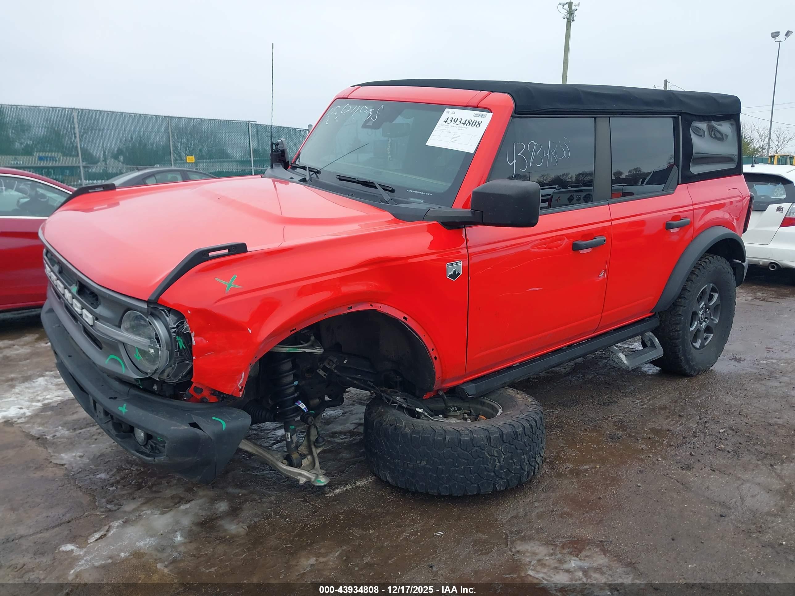 FORD BRONCO image 2