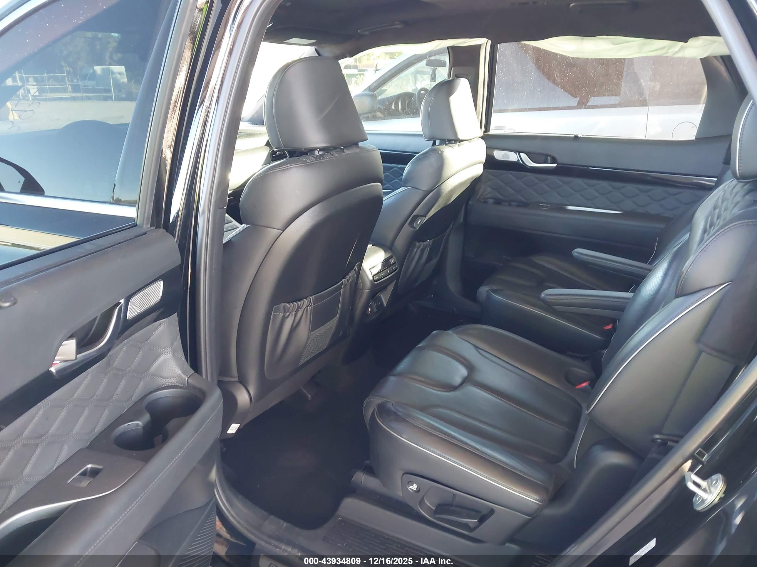 HYUNDAI PALISADE image 8