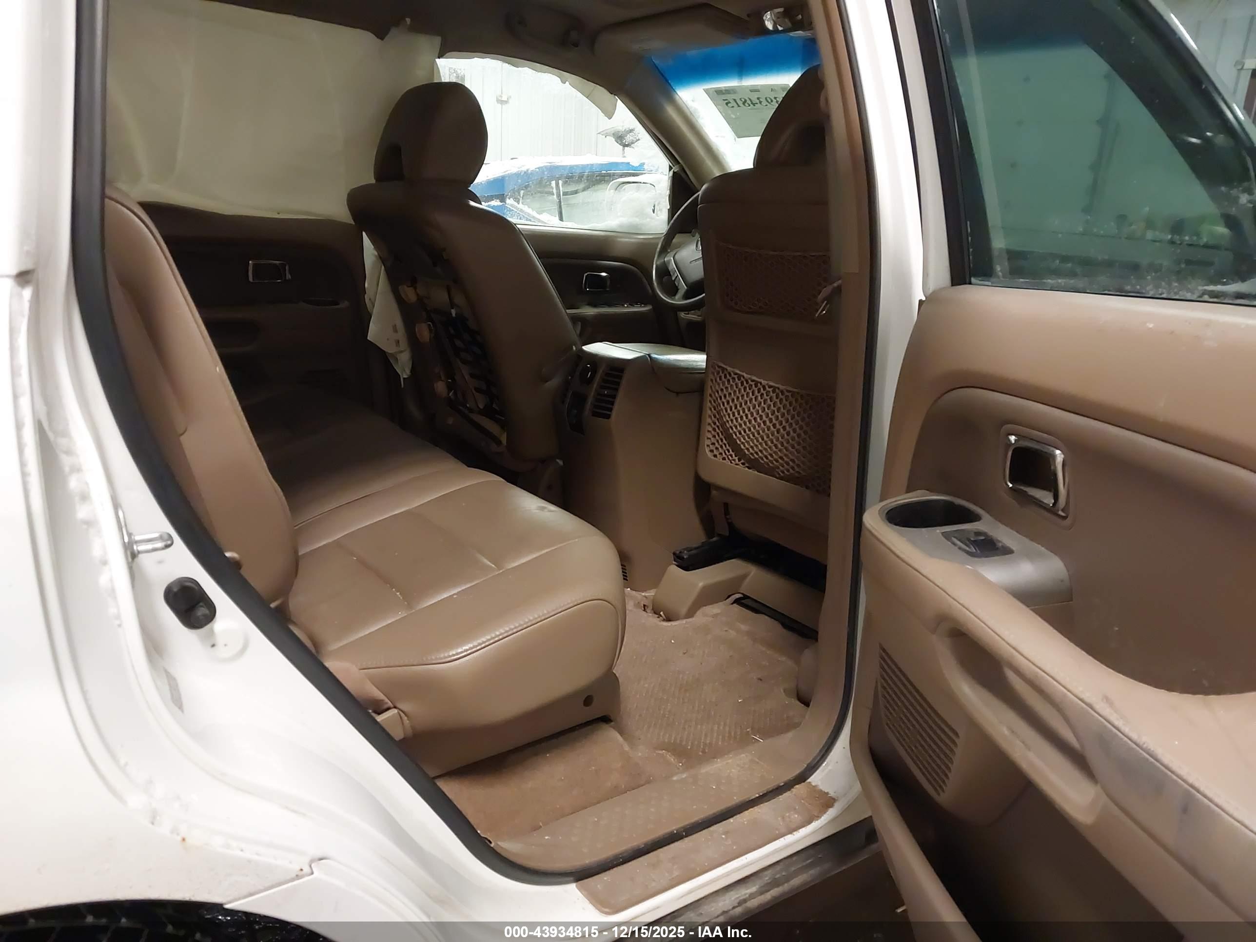 HONDA PILOT image 8