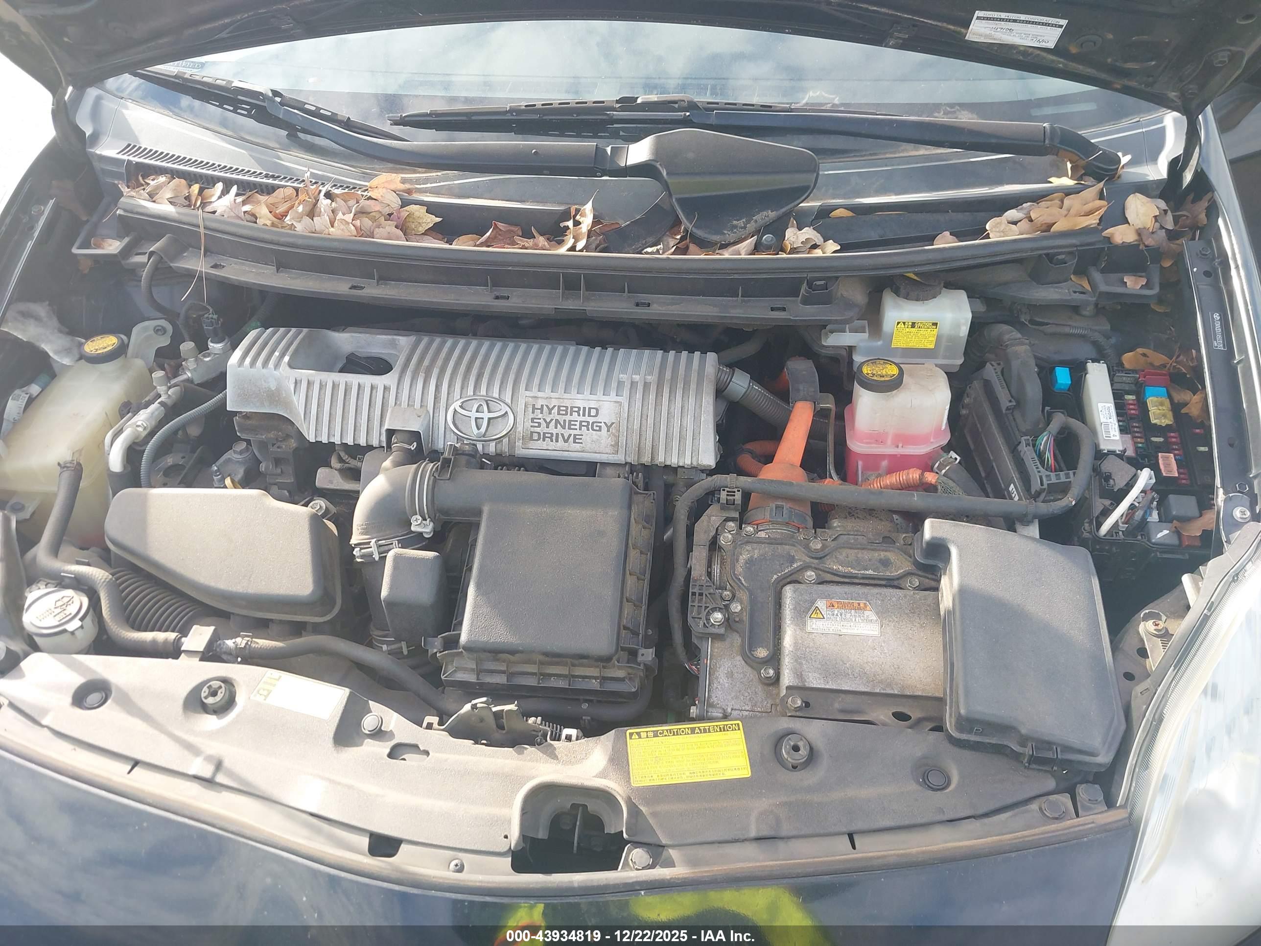 TOYOTA PRIUS image 10