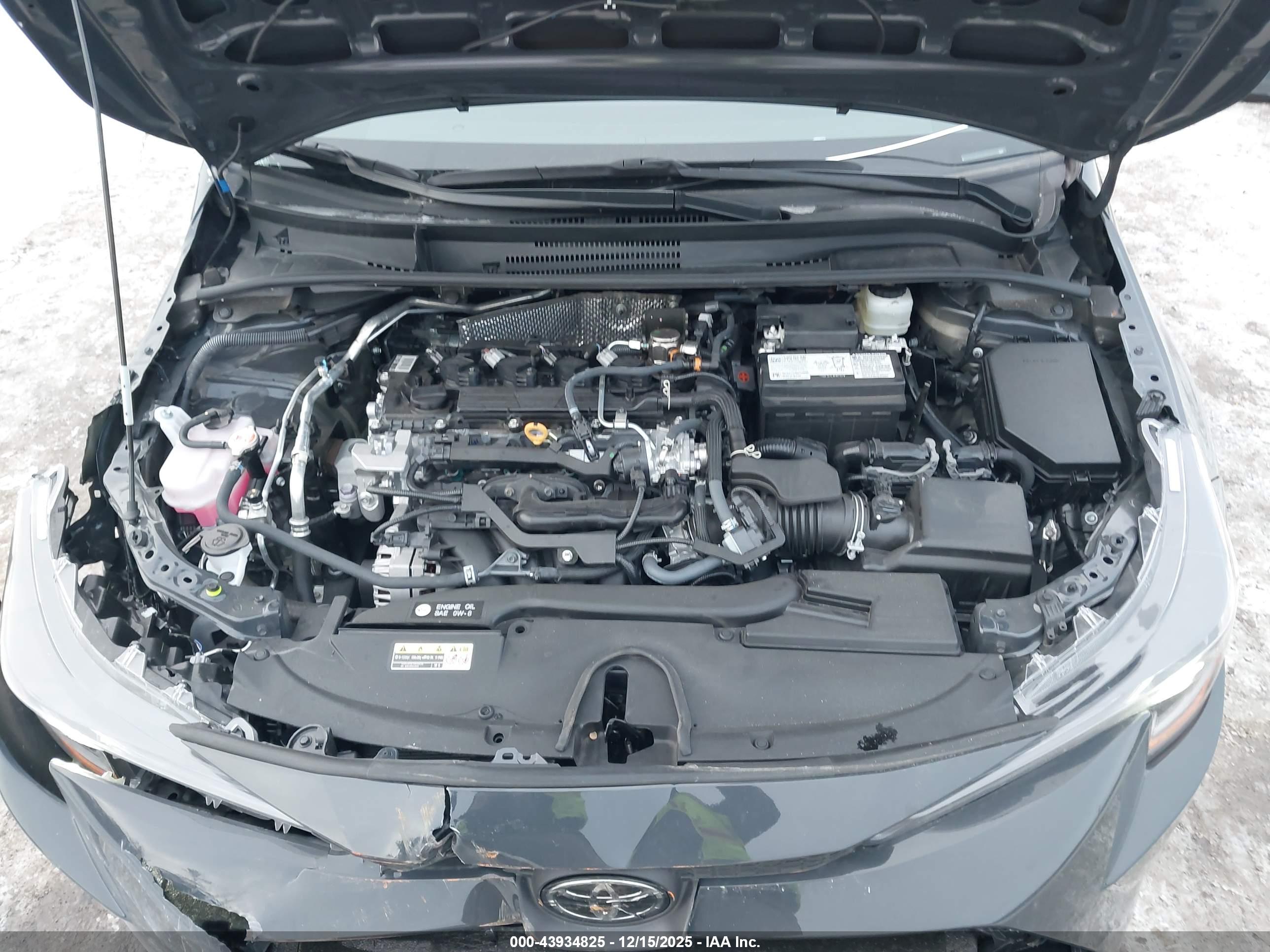 TOYOTA COROLLA image 10