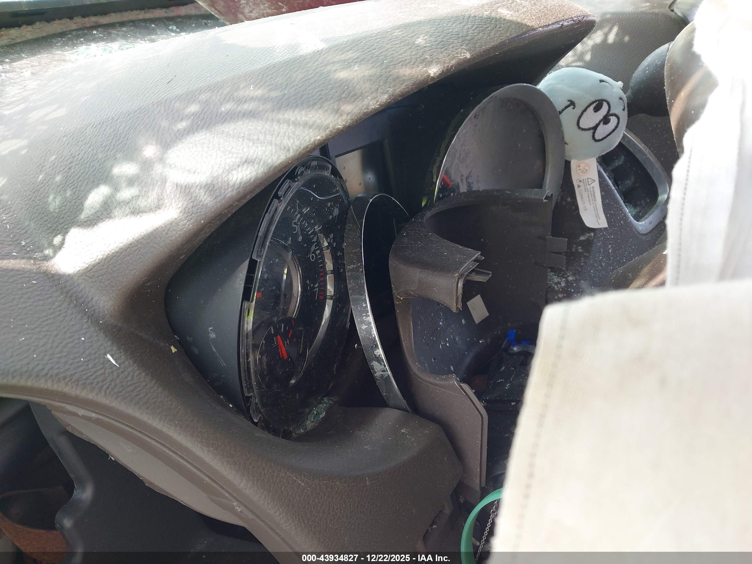 CHRYSLER TOWN image 7