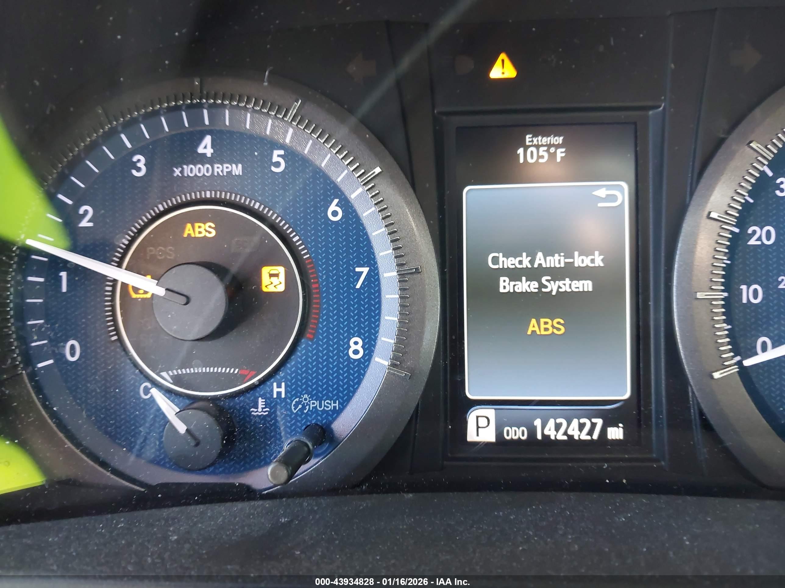TOYOTA SIENNA image 7
