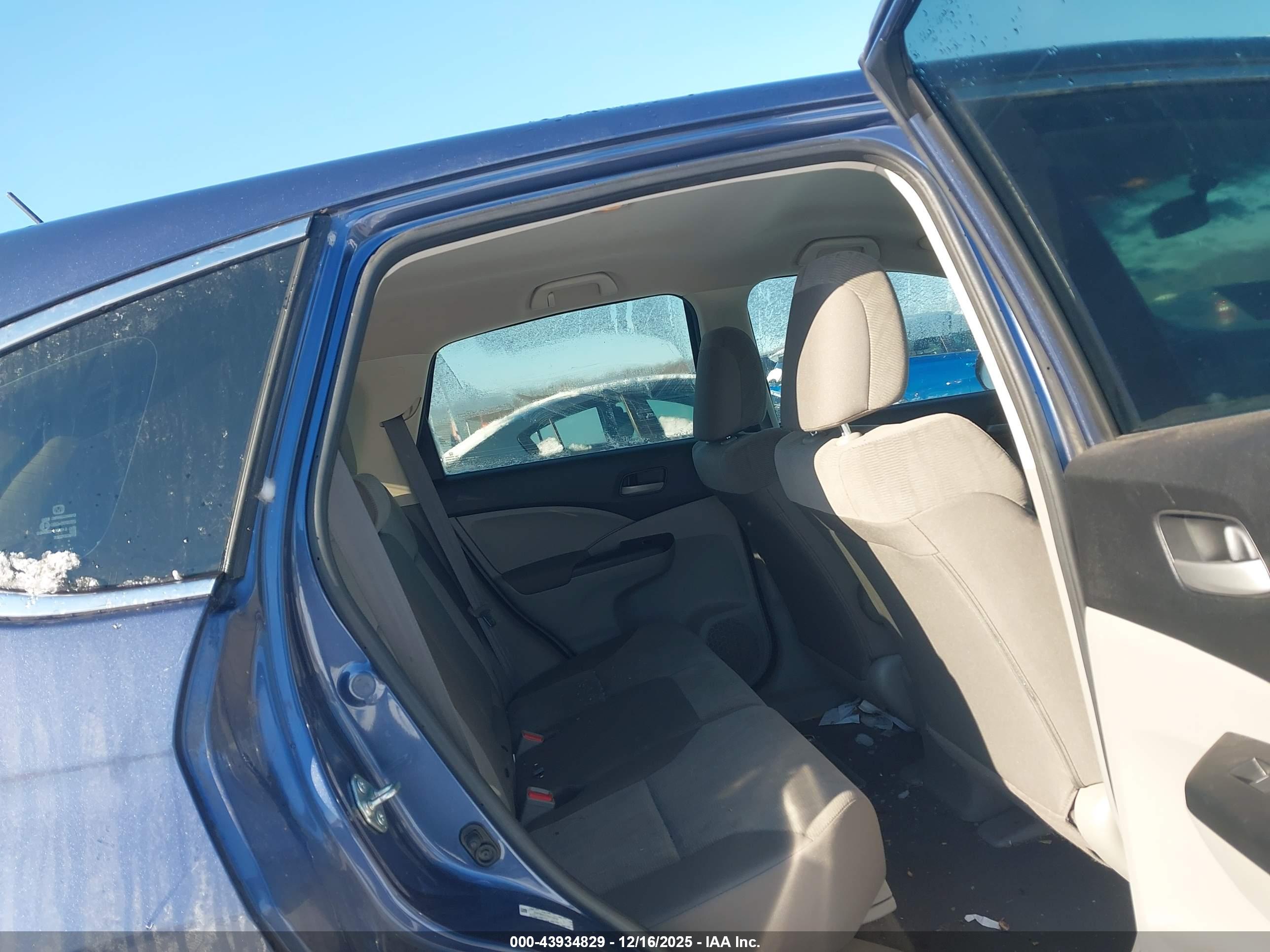 HONDA CR-V image 8