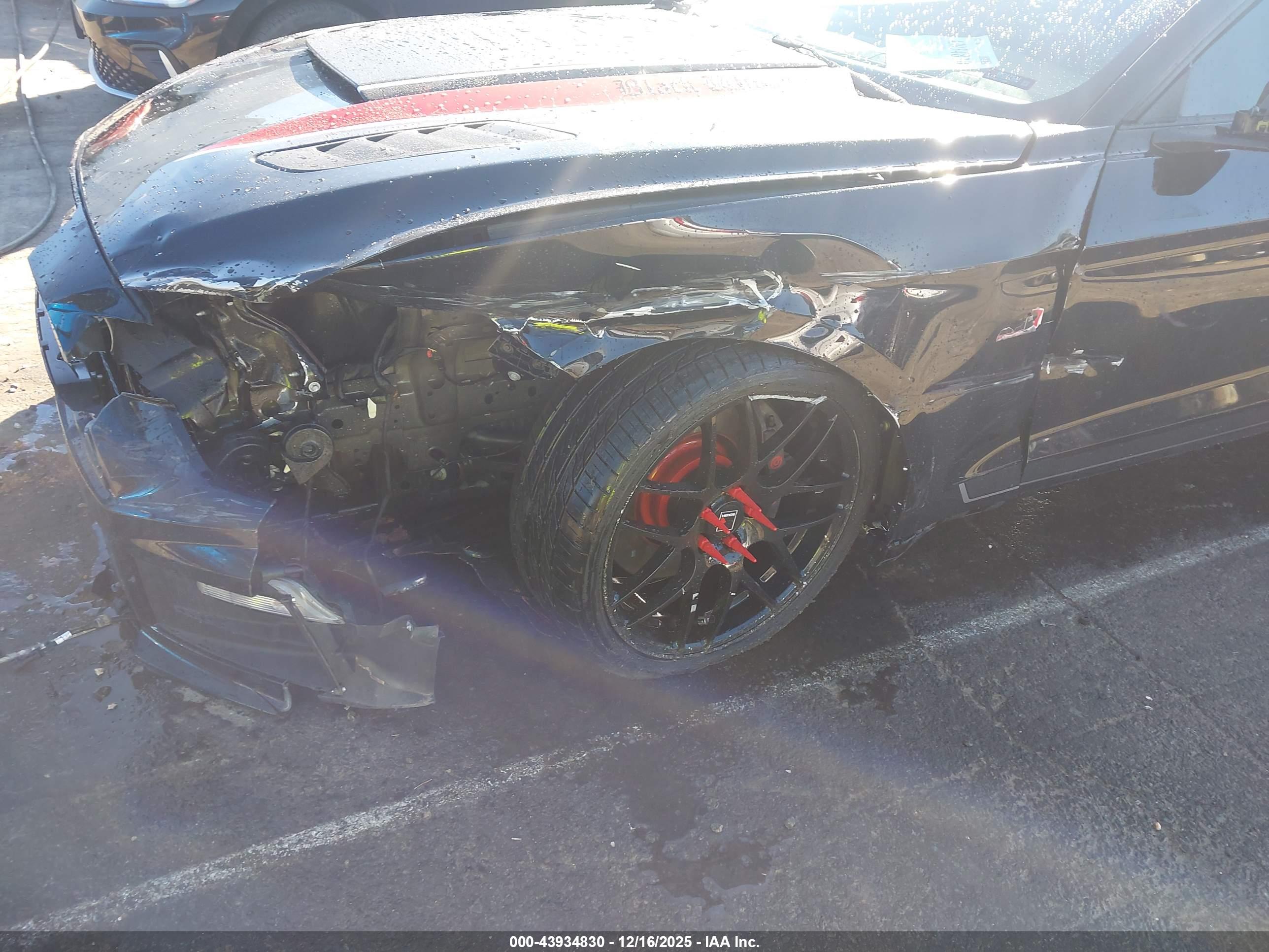 FORD MUSTANG image 6
