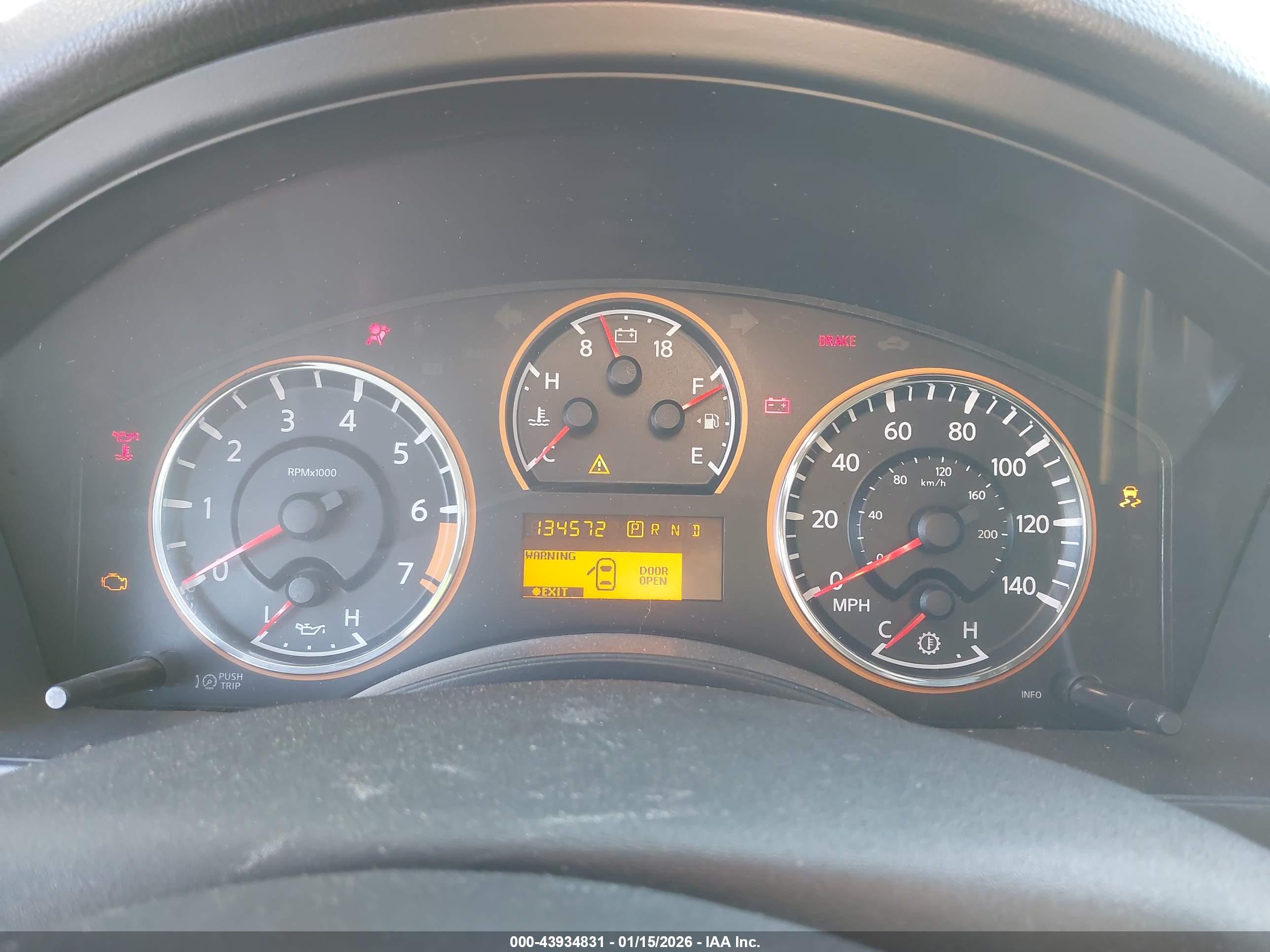 NISSAN ARMADA image 7