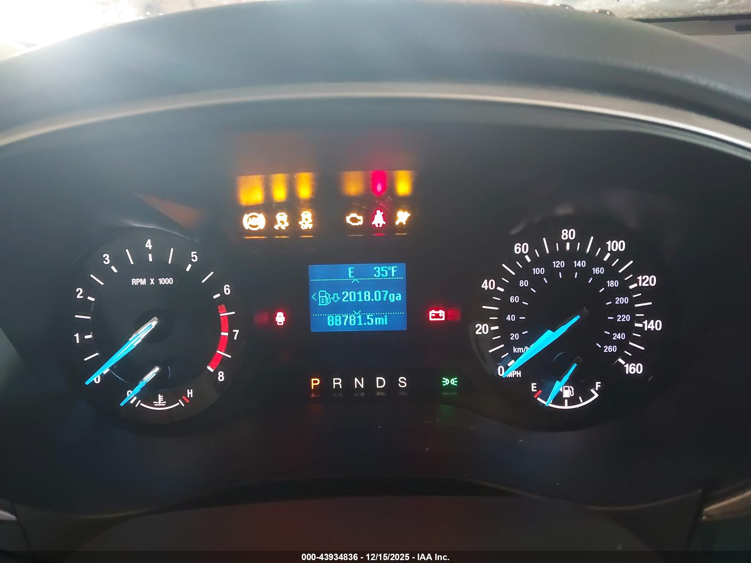 FORD FUSION image 7